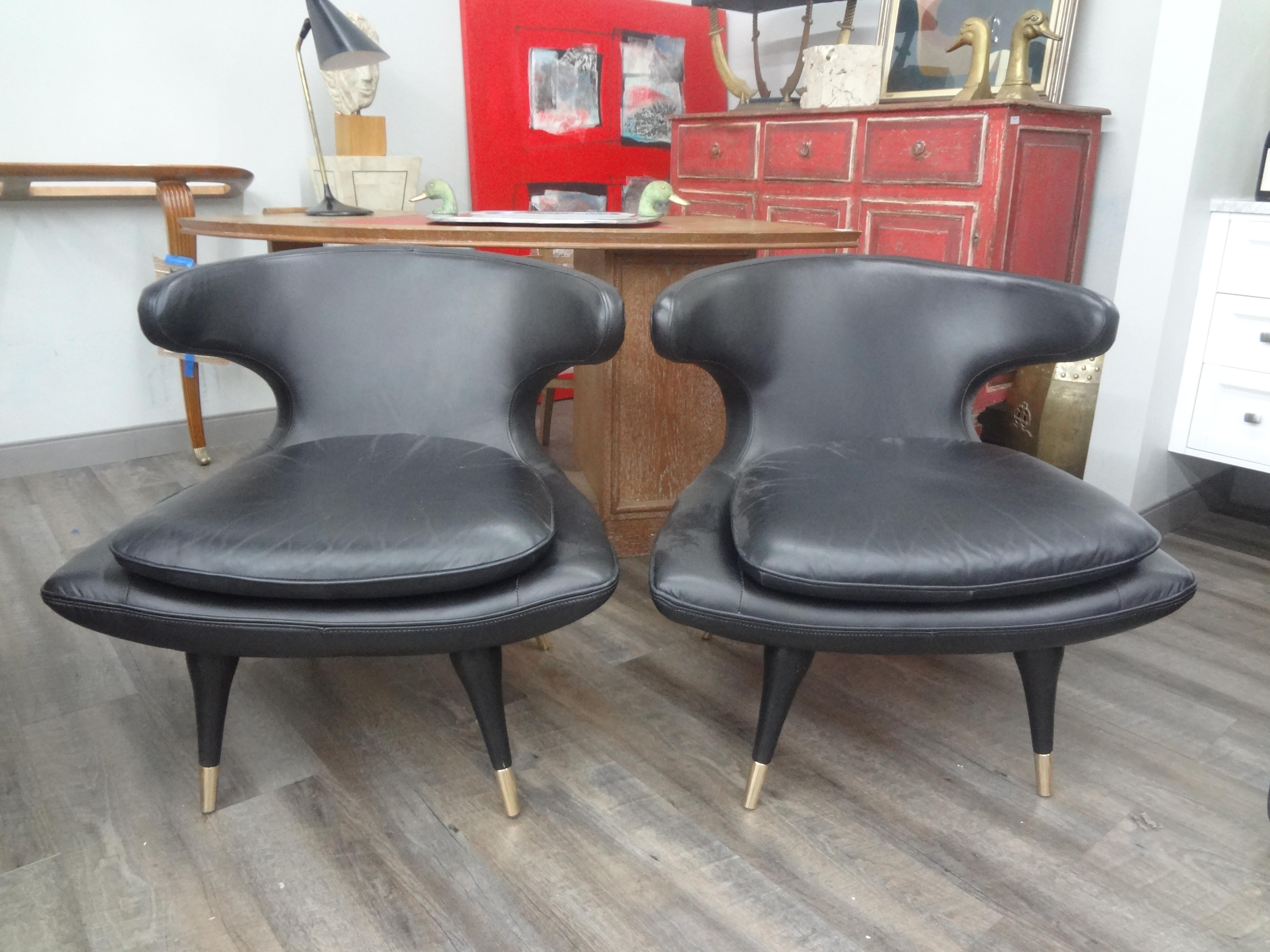 Pair of Italian Modern Curved Back Chairs Upholstered in Black Leather In Good Condition For Sale In Houston, TX