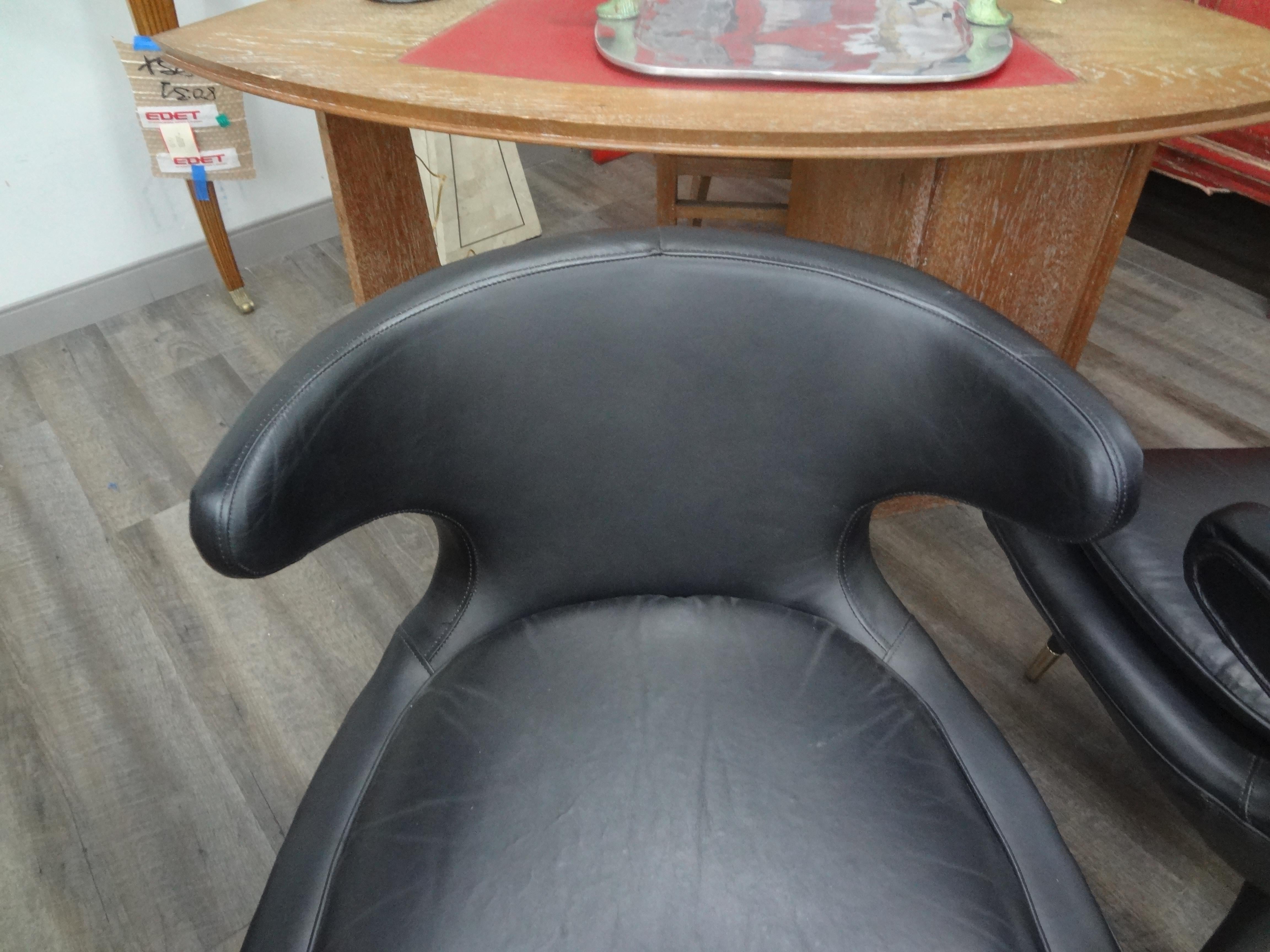 Pair of Italian Modern Curved Back Chairs Upholstered in Black Leather For Sale 3