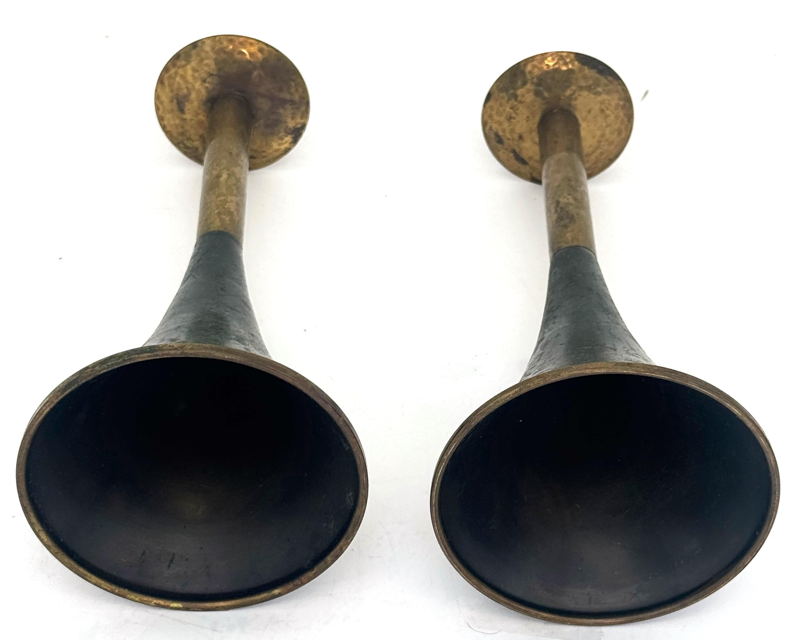 Pair of Italian Modern Gilt and Patinated Brass Conical Candlesticks, C. 1970s For Sale 4
