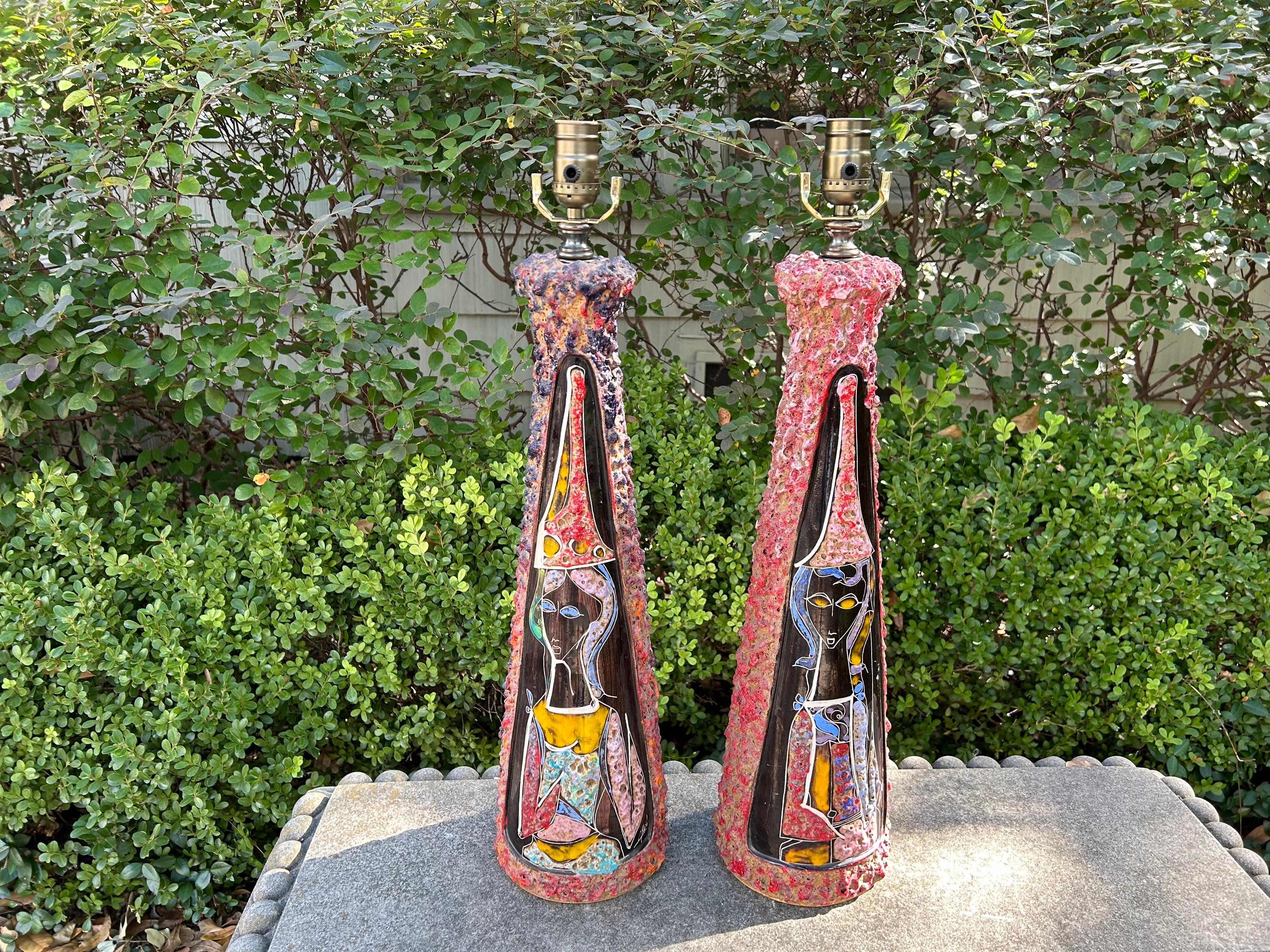 Hollywood Regency Pair Of Italian Modern Glazed Ceramic Lamps For Sale