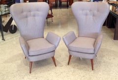 Paire de chaises italiennes modernes à haut dossier
