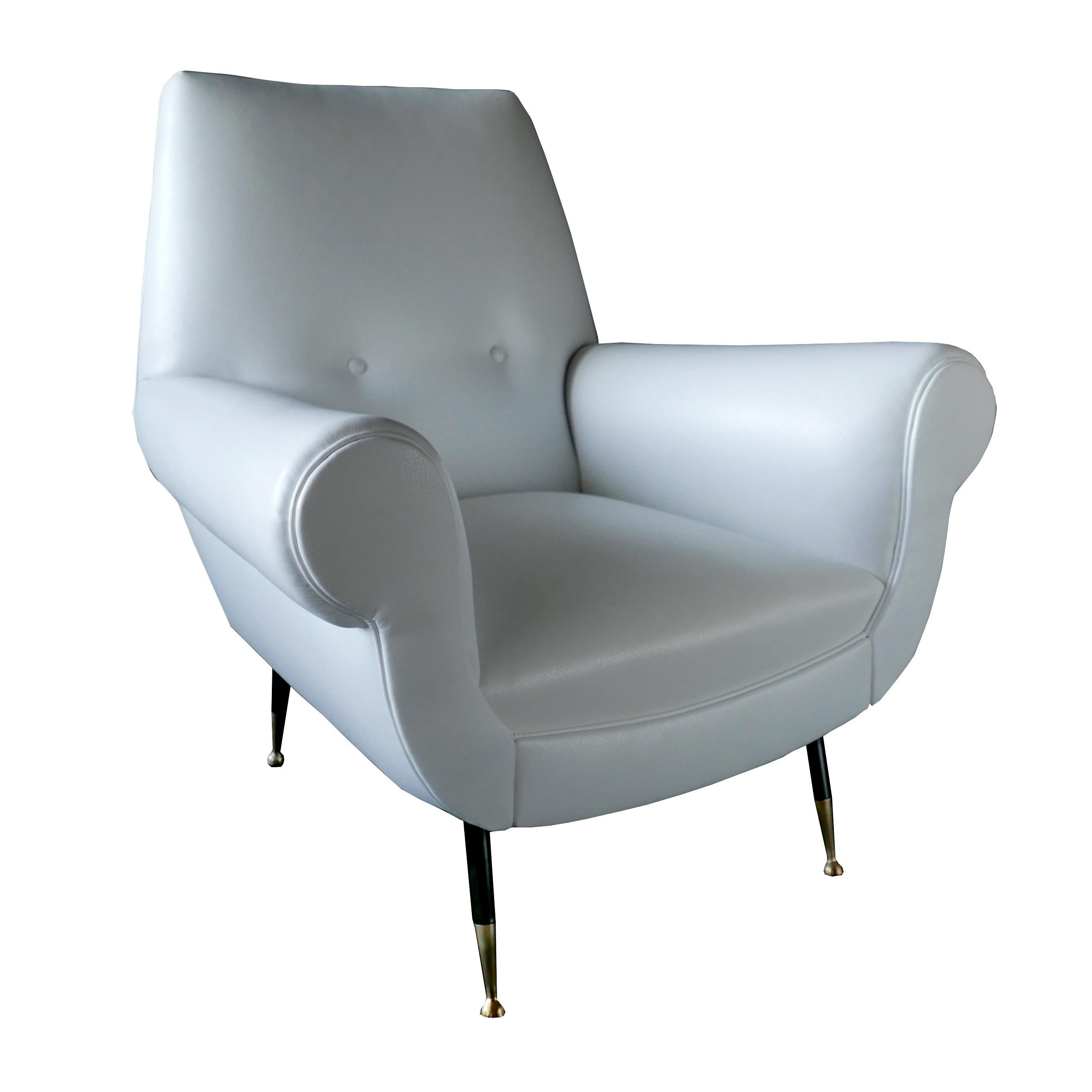 Pair of Italian Modern Leather and Brass Lounge Chairs, Gigi Radice for Minotti 2