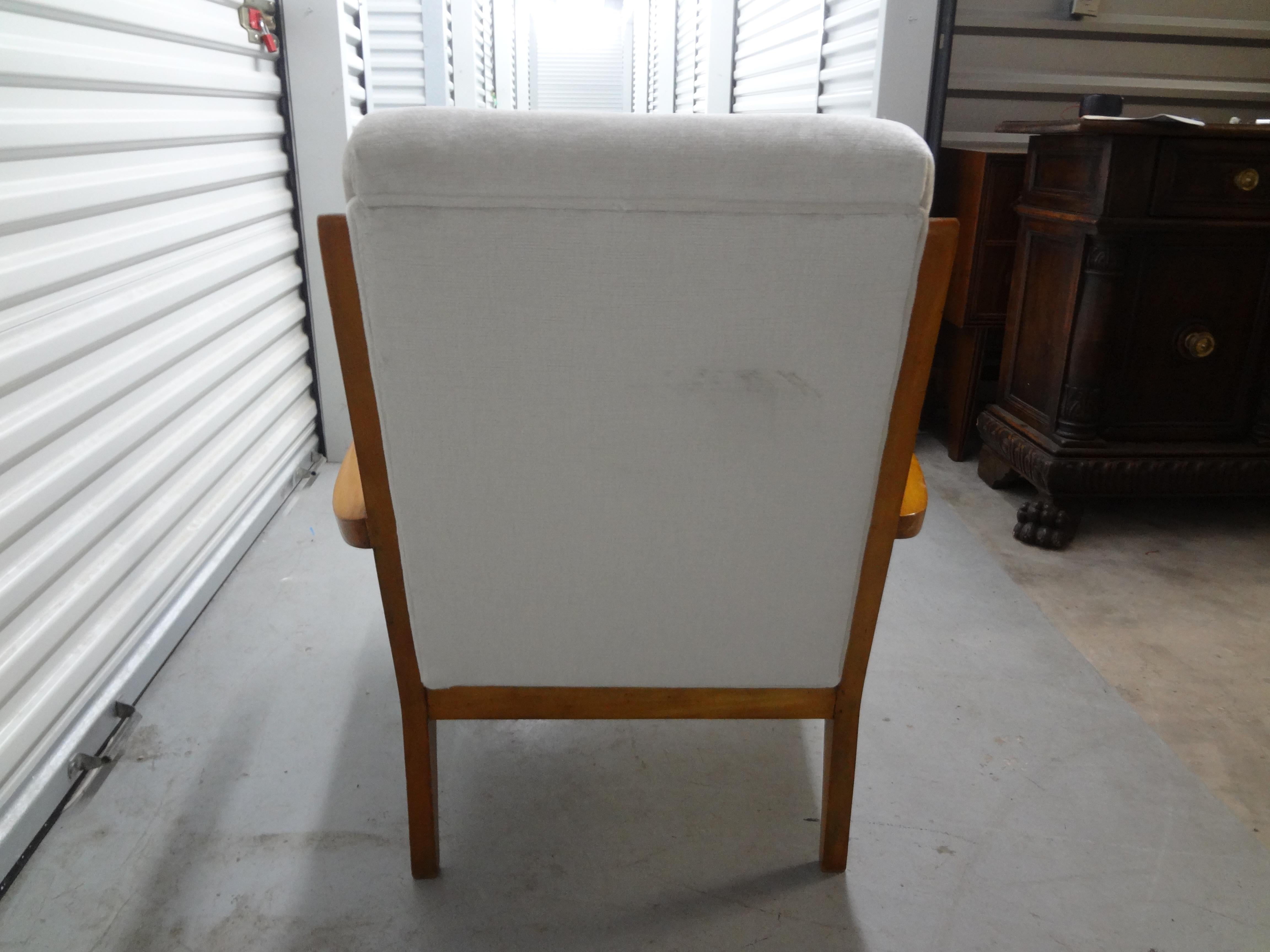 Ein Paar italienische Modern Lounge Chairs im Zustand „Gut“ im Angebot in Houston, TX