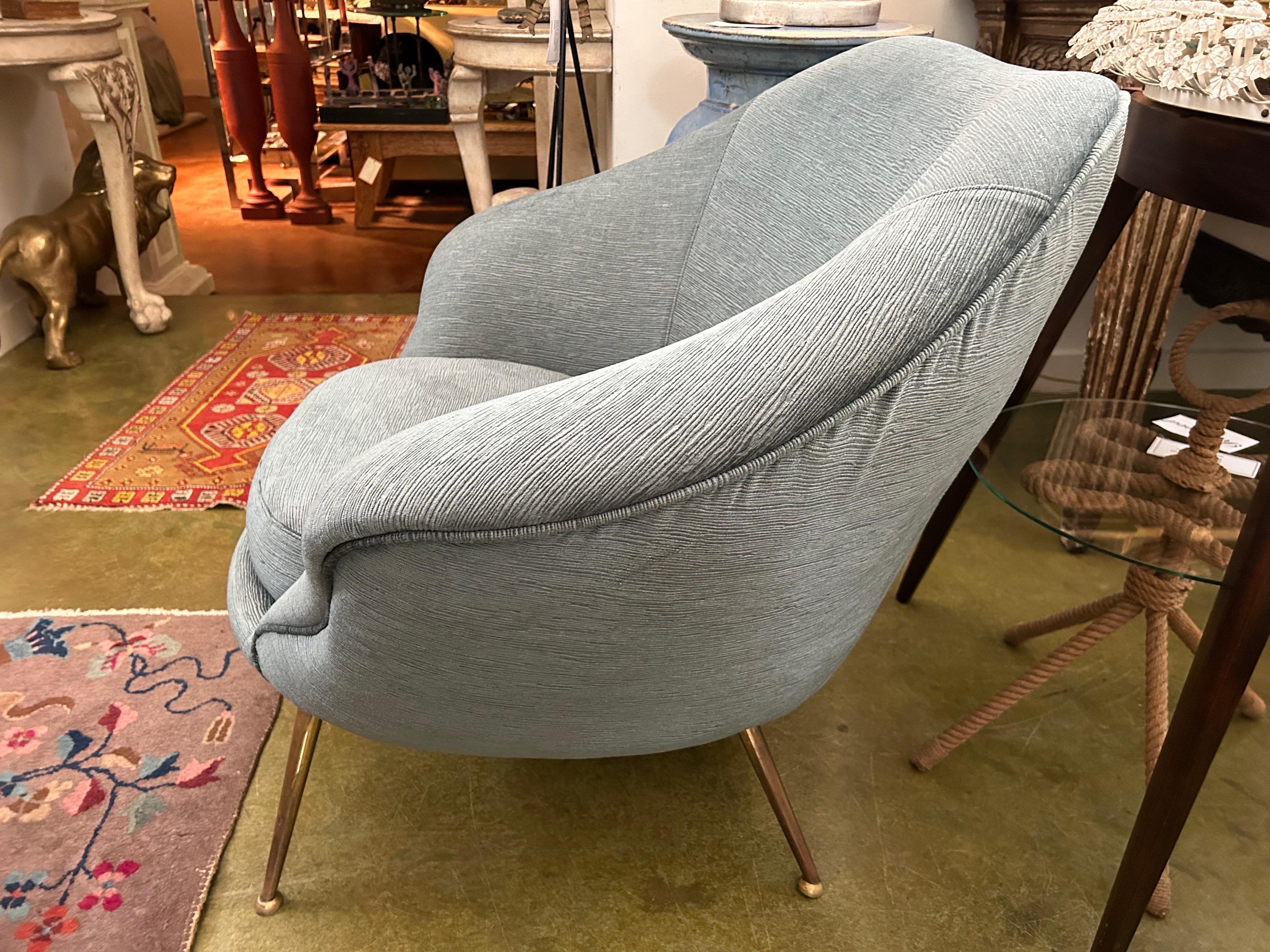 Pair Of Italian Modern Lounge Chairs In The Manner Of Gio Ponti For Sale 2