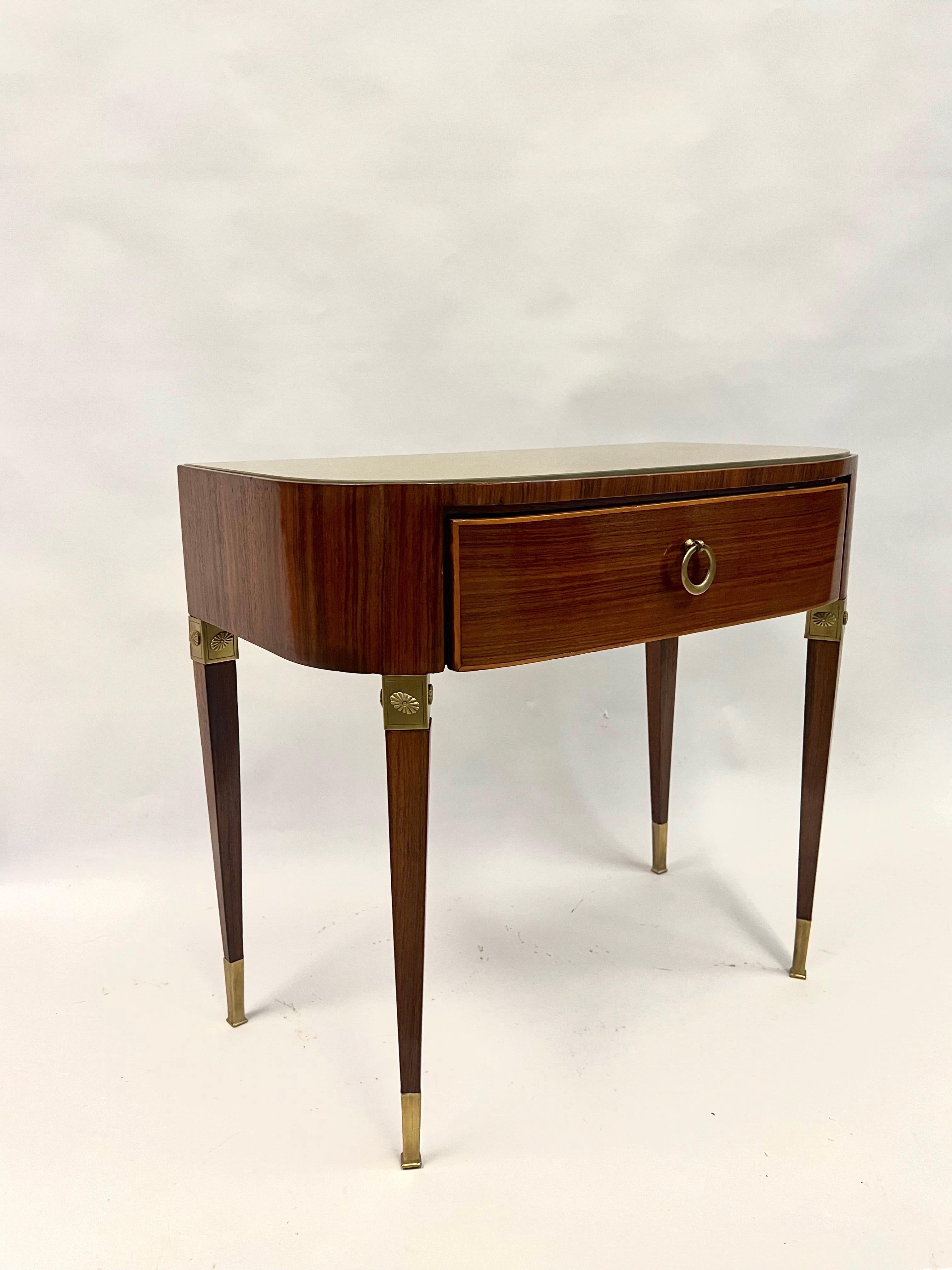 Pair of Italian Modern Neoclassical End or Side Tables / Nightstands, Gio Ponti For Sale 5