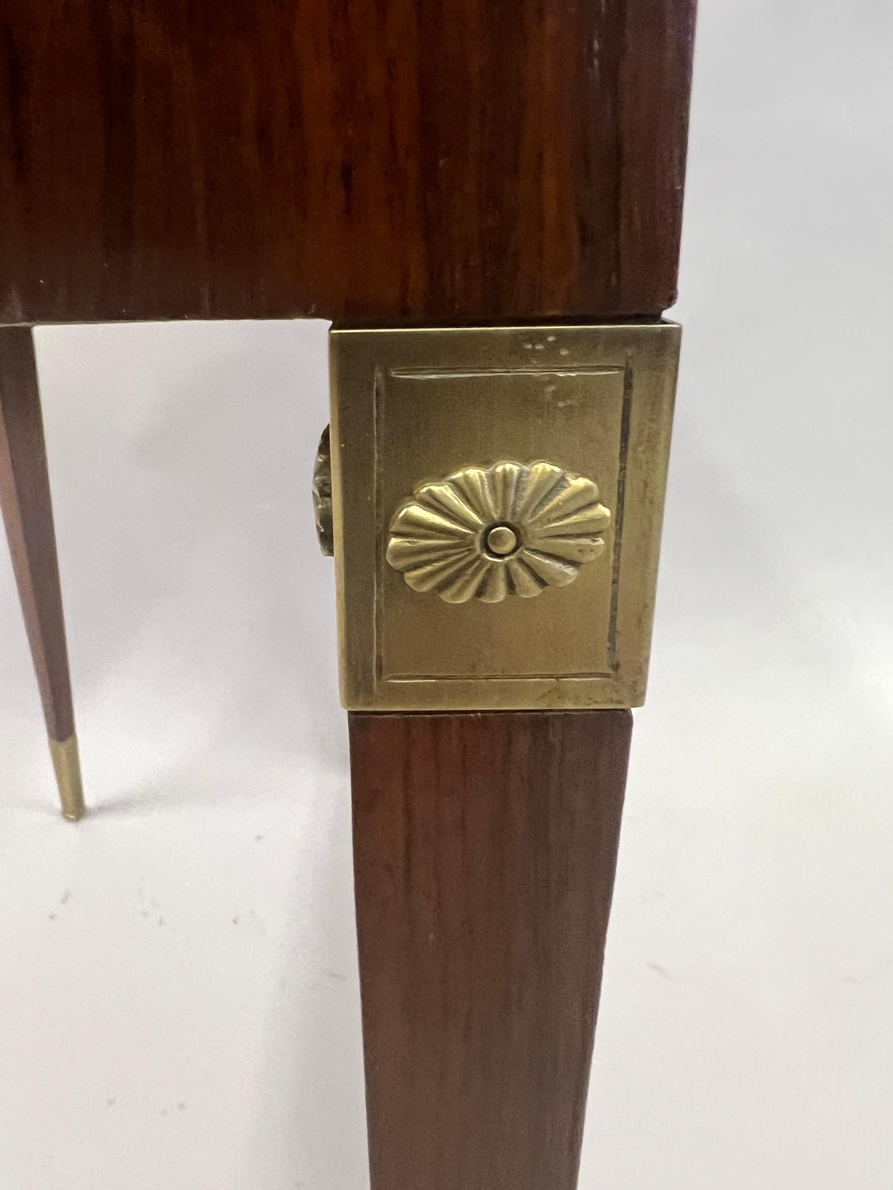 Pair of Italian Modern Neoclassical End or Side Tables / Nightstands, Gio Ponti For Sale 9
