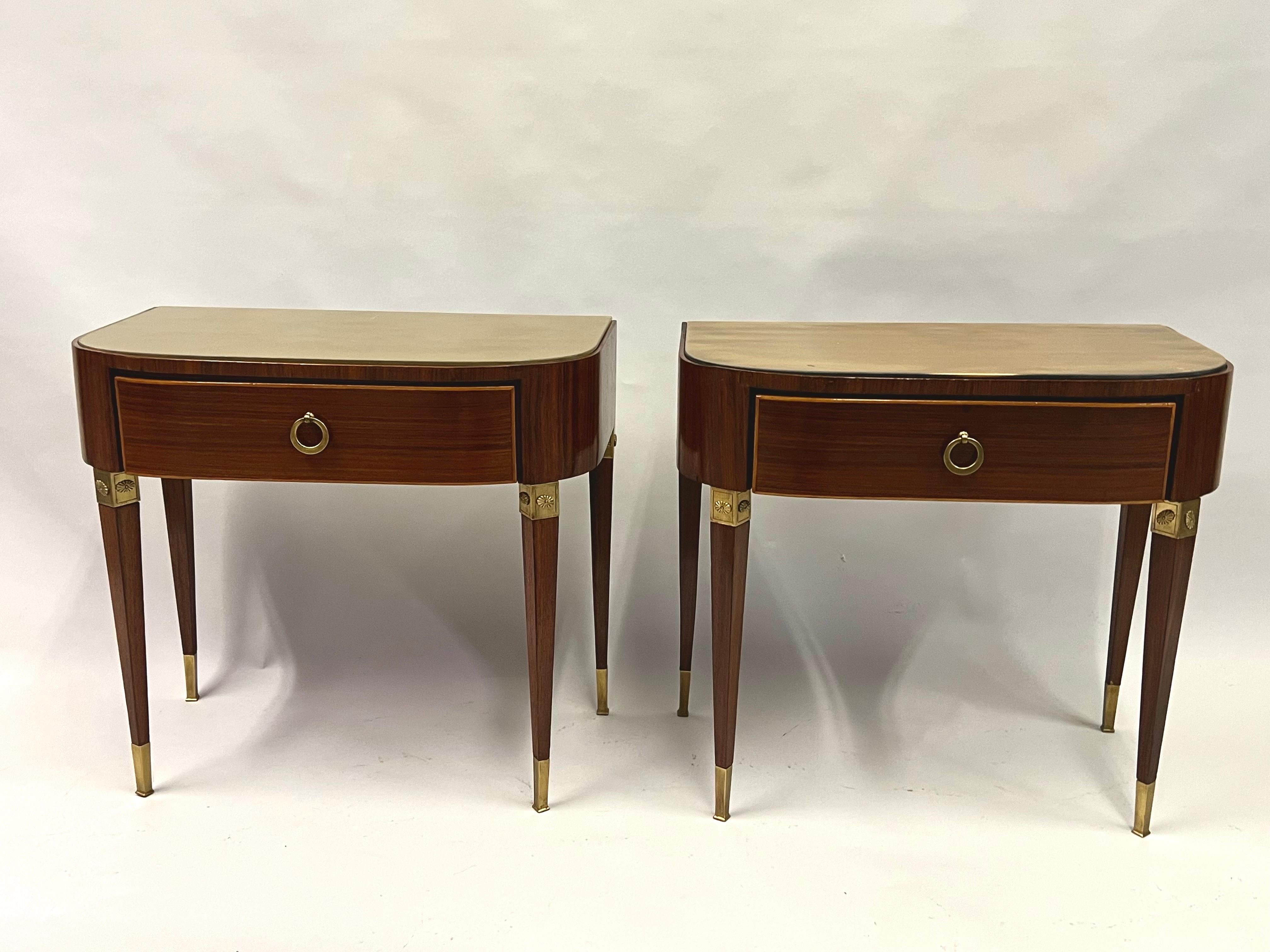 Pair of Italian Modern Neoclassical End or Side Tables / Nightstands, Gio Ponti In Good Condition For Sale In New York, NY