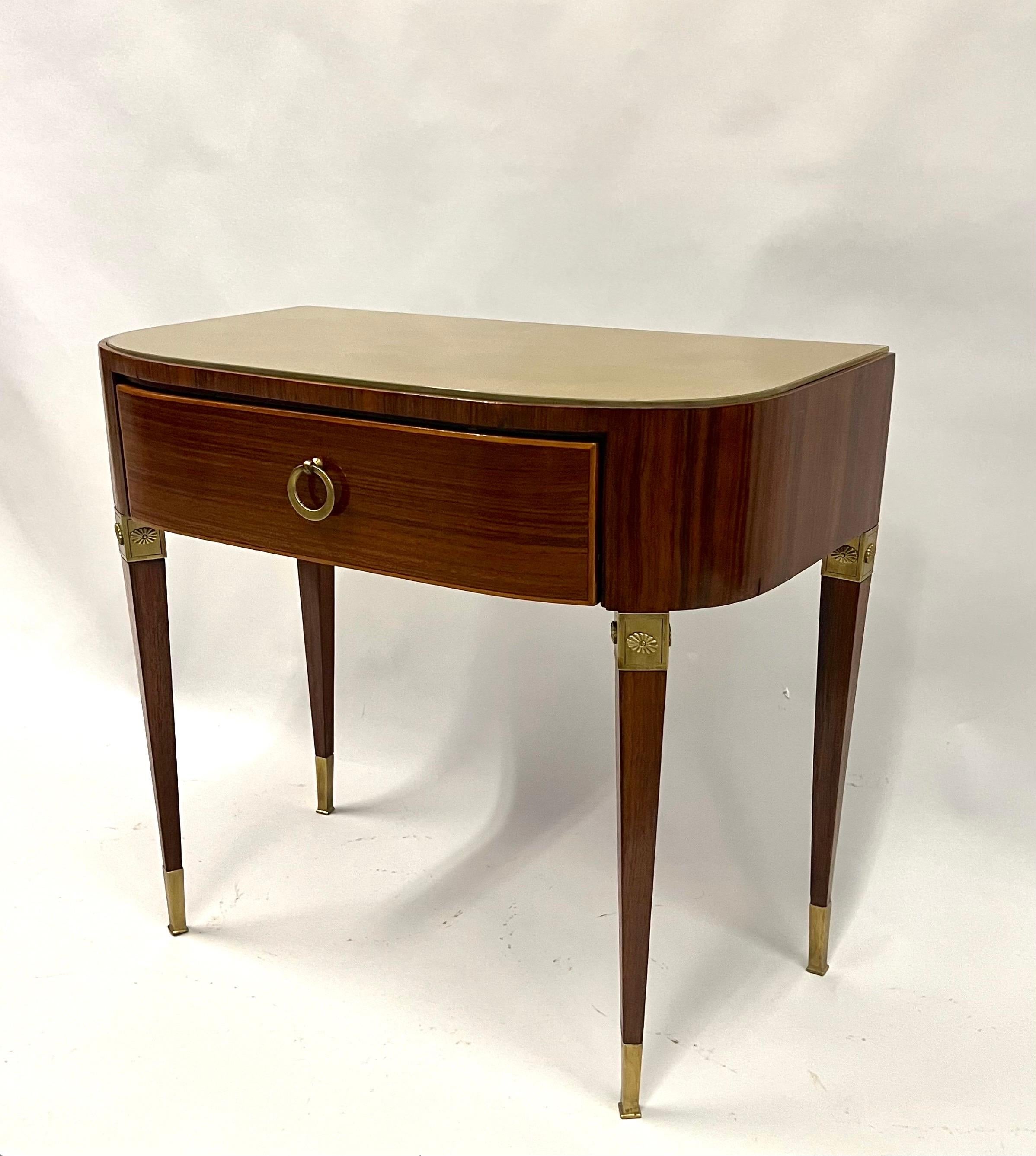 Pair of Italian Modern Neoclassical End or Side Tables / Nightstands, Gio Ponti For Sale 1