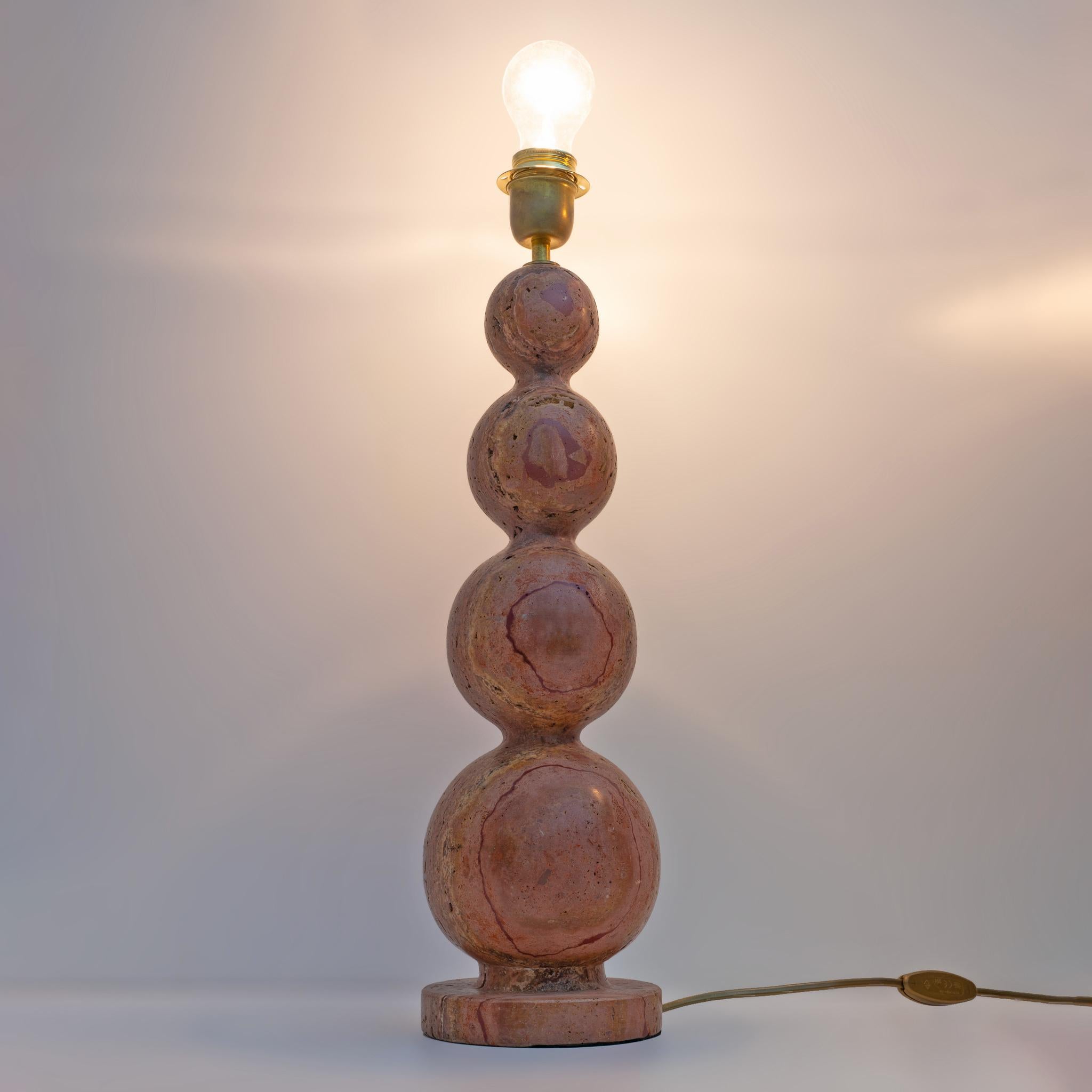 Pair of Italian Modern Red Travertine Sphere Lamps In Good Condition For Sale In Puglia, Puglia