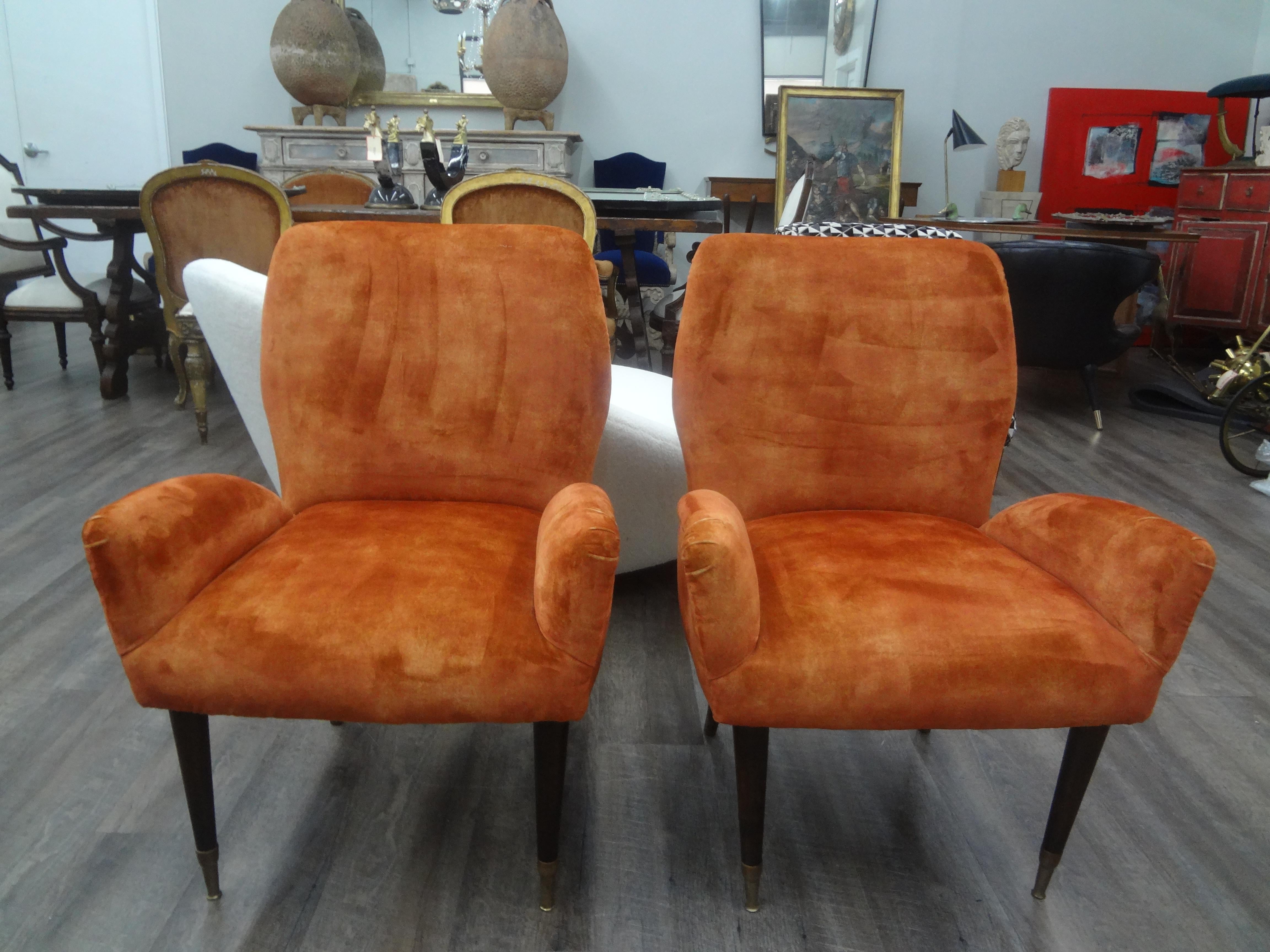 Mid-Century Modern Pair of Italian Modern Sculptural Lounge Chairs