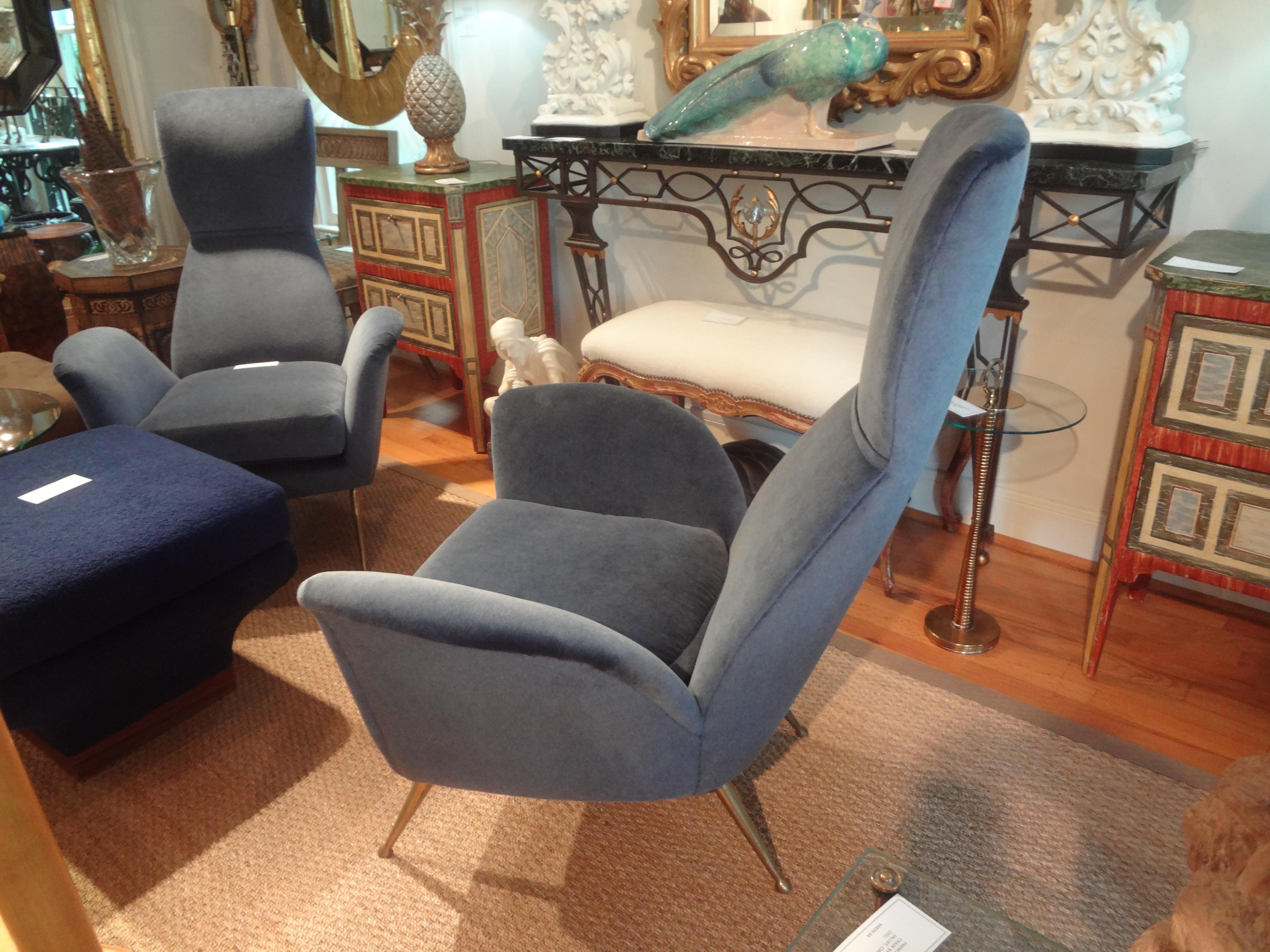 Pareja De Sillas De Salón Escultóricas Modernas Italianas en venta 1