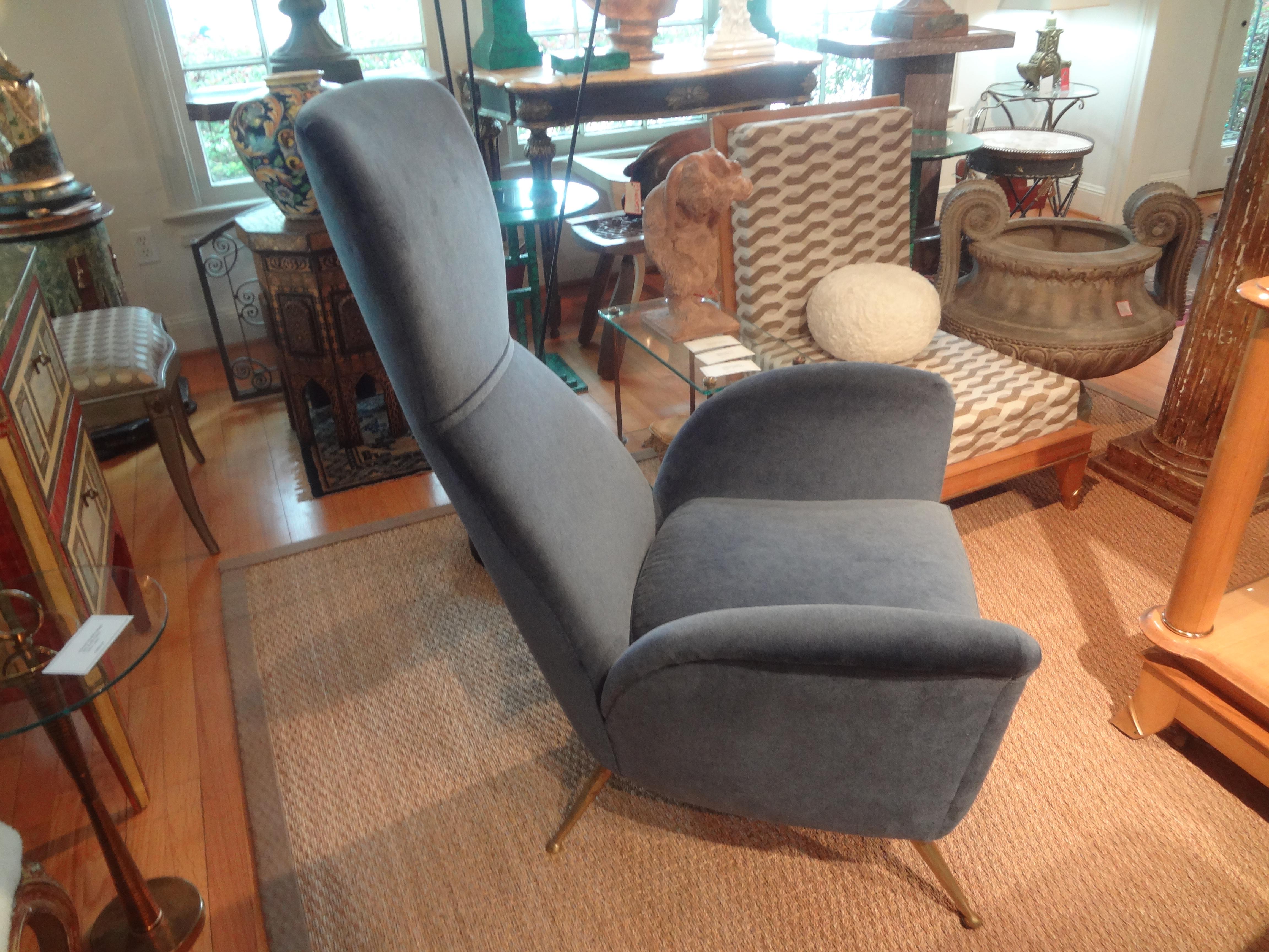 Pareja De Sillas De Salón Escultóricas Modernas Italianas en venta 2