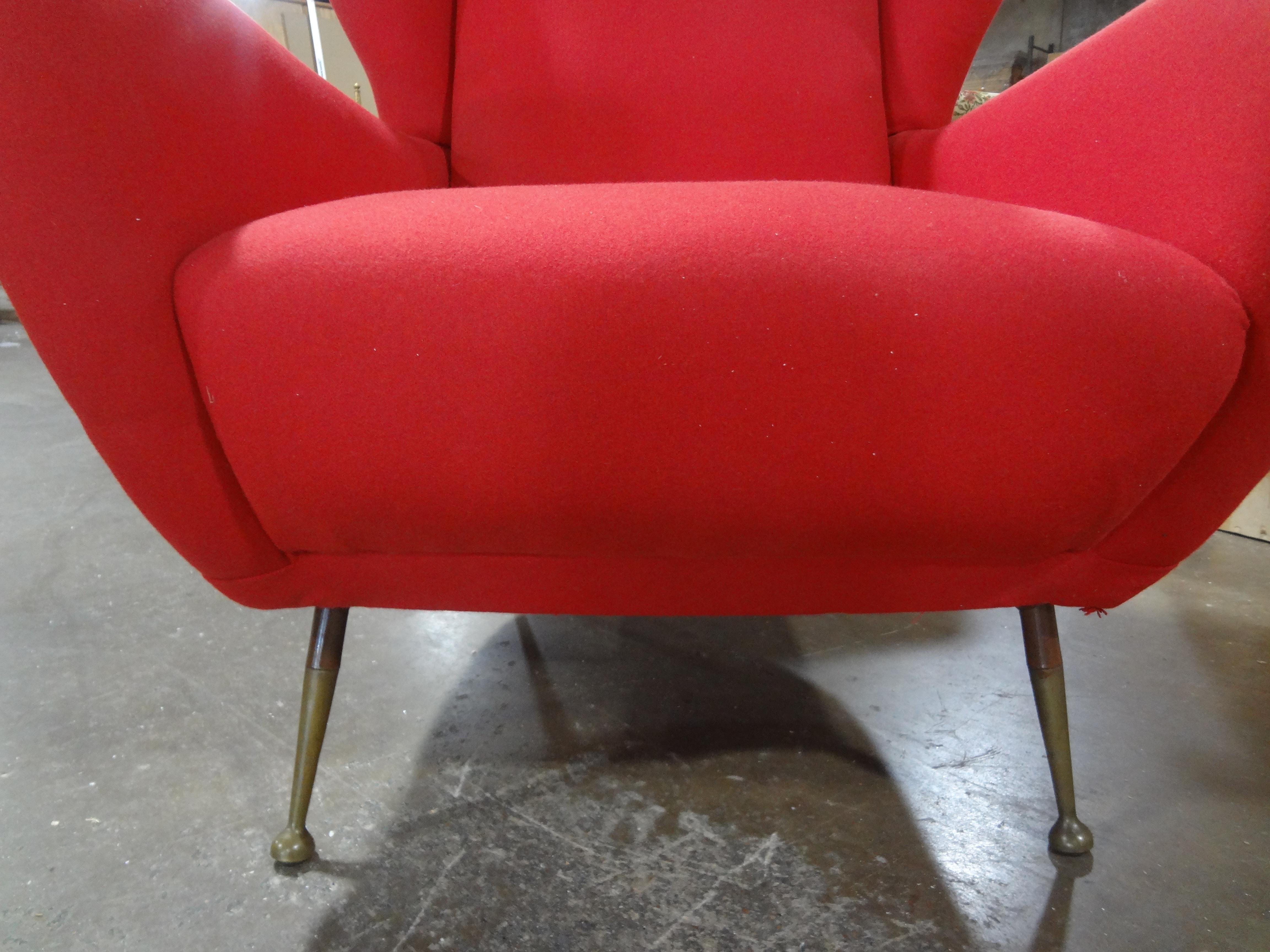 Mid-Century Modern Pair Of Italian Modern Sculptural Lounge Chairs Inspired By Gio Ponti For Sale