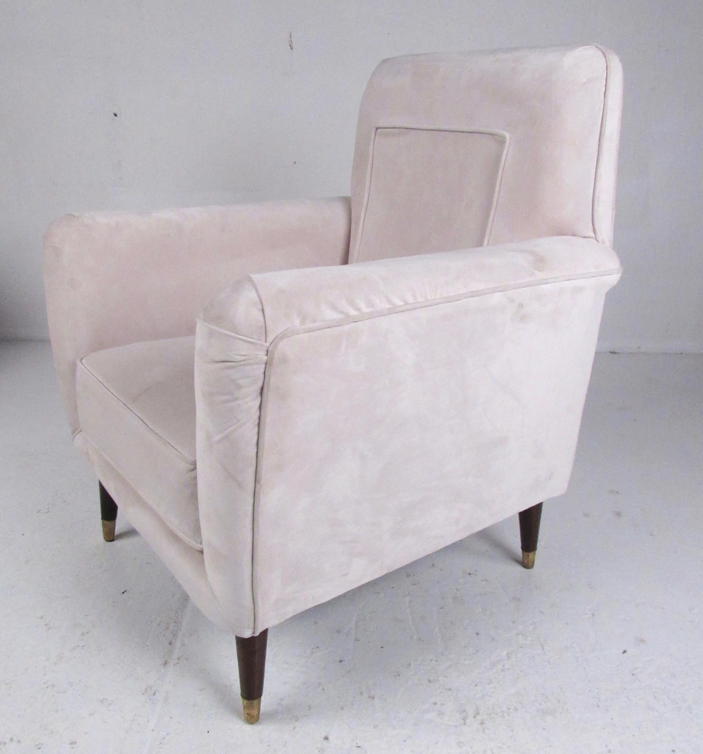 Upholstery Pair of Italian Modern Upholstered Armchairs  For Sale