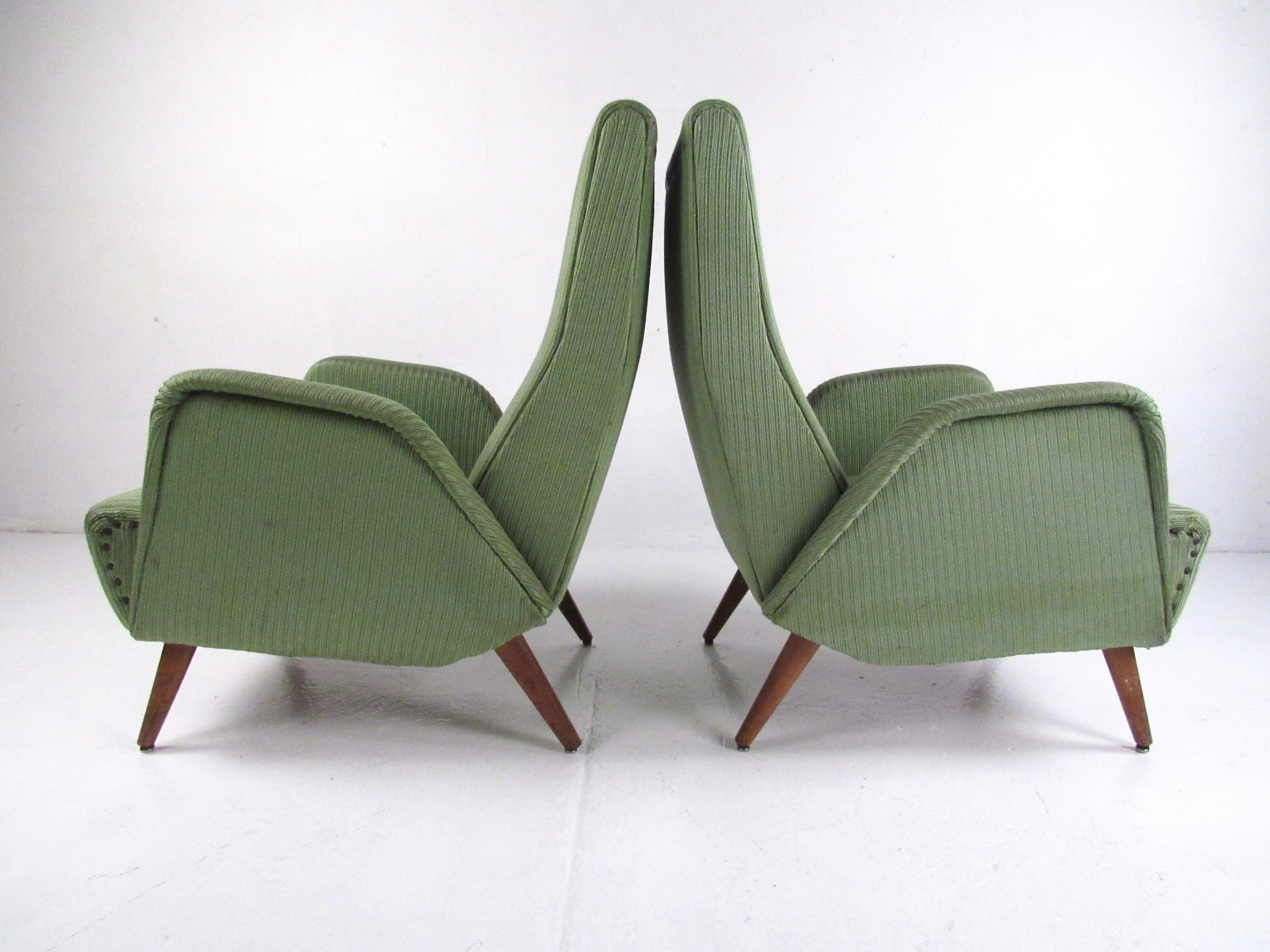 Mid-20th Century Pair of Italian Moderne Lounge Chairs after Marco Zanuso