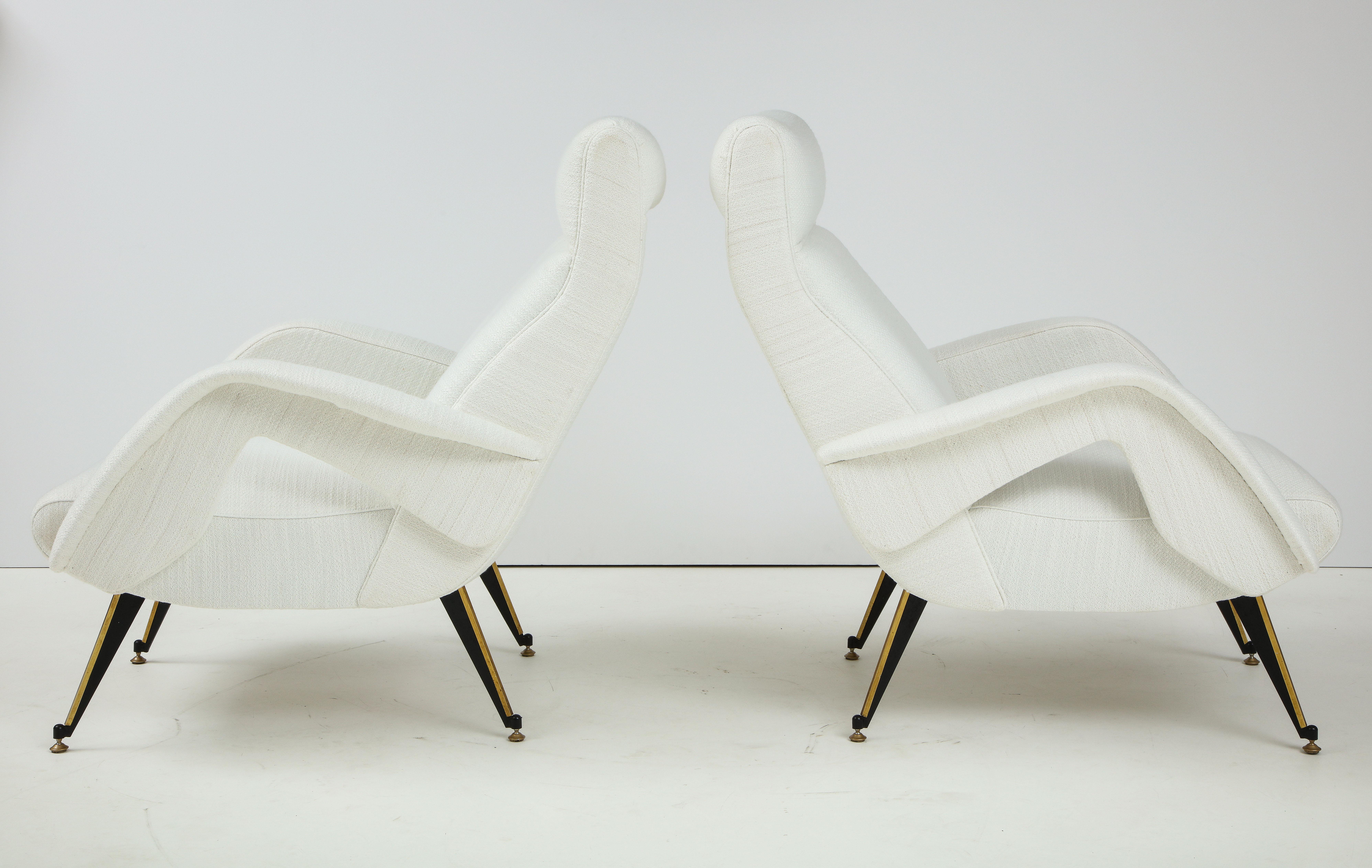 Metal Pair of Italian Modernist 1960's Sculptural Armchairs