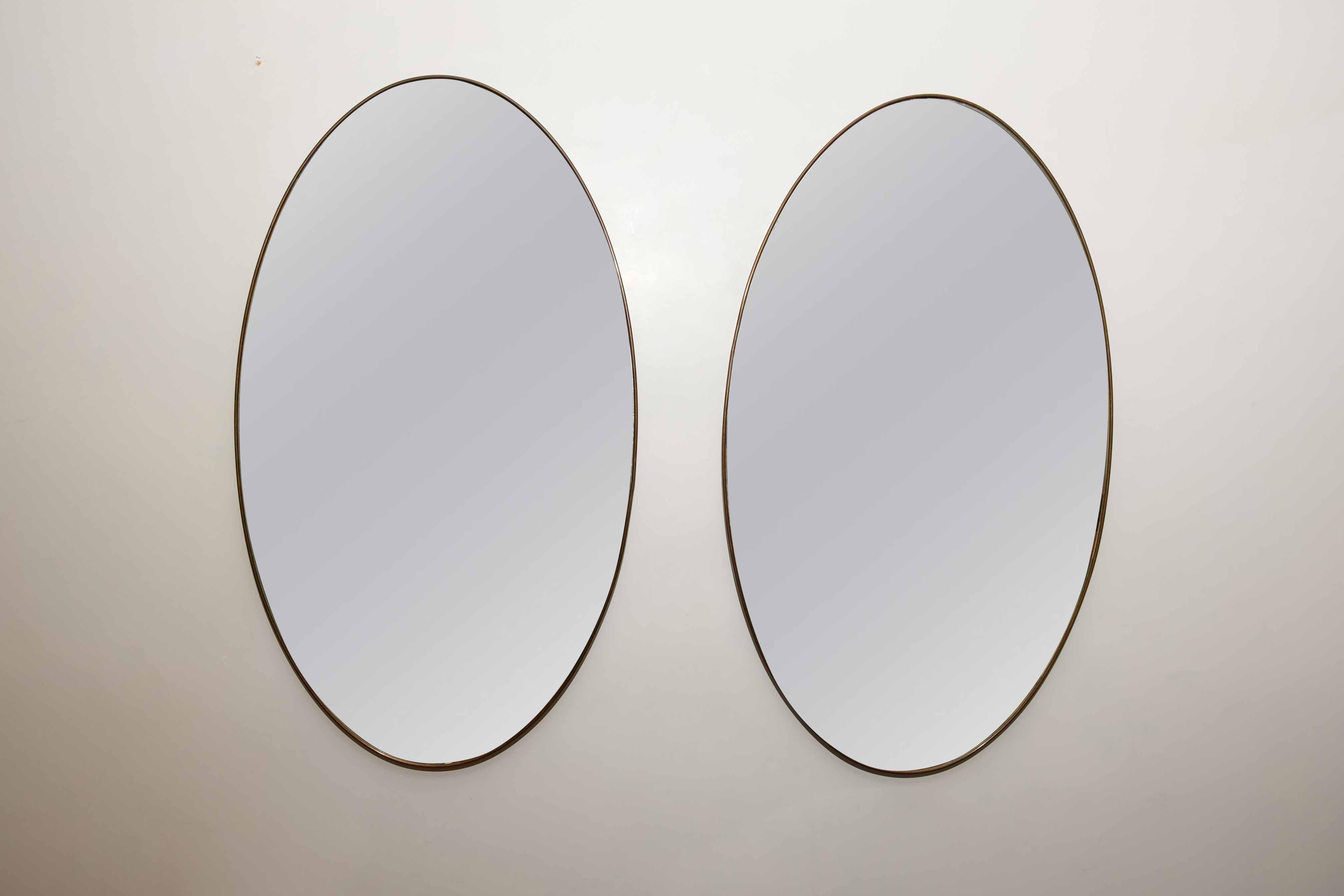 Pair of Italian Modernist Brass Oval Grand Scale Wall Mirrors, Italy, circa 1950 For Sale 5