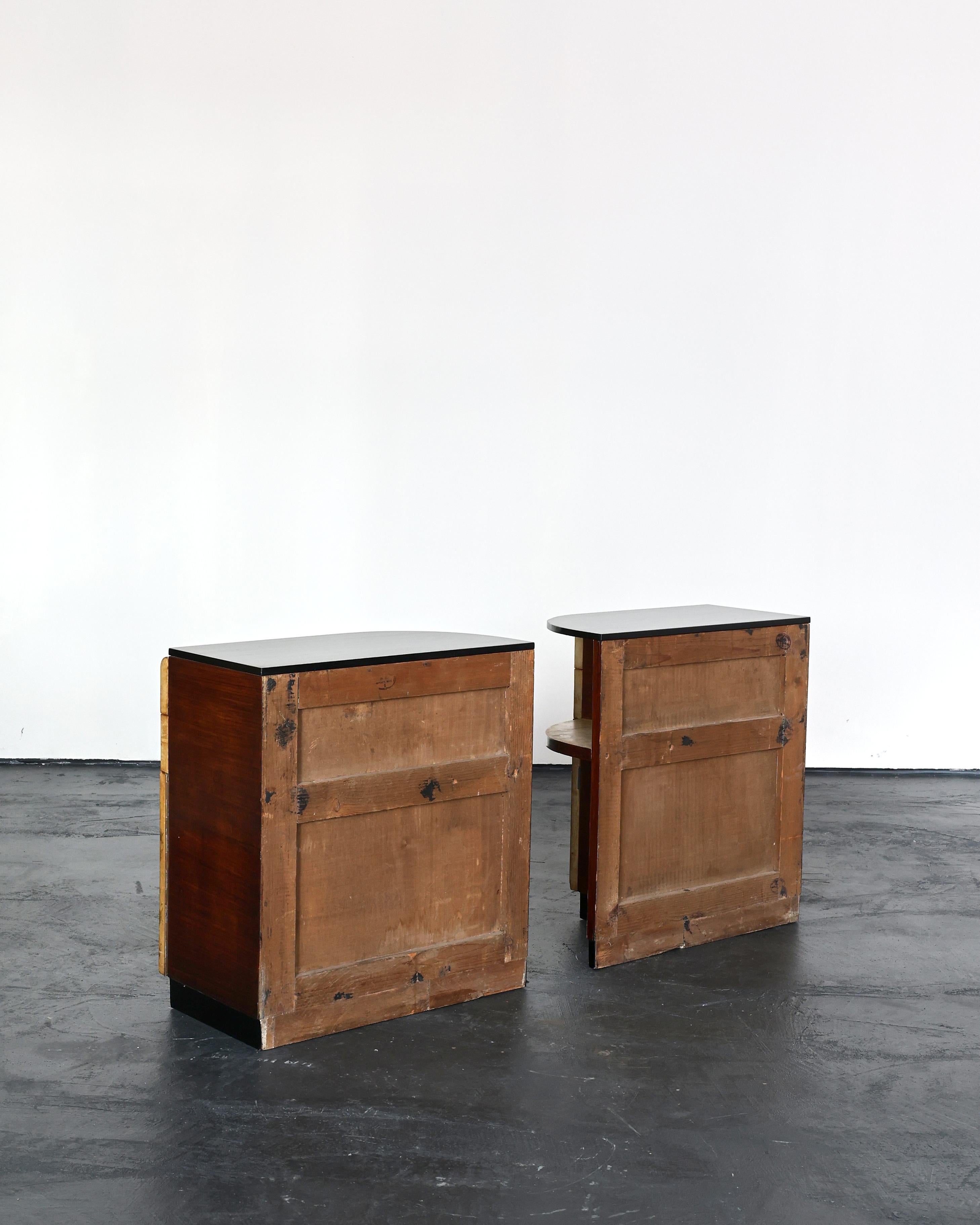 Pair of Italian Modernist C.1940s Vellum Bedsides For Sale 13
