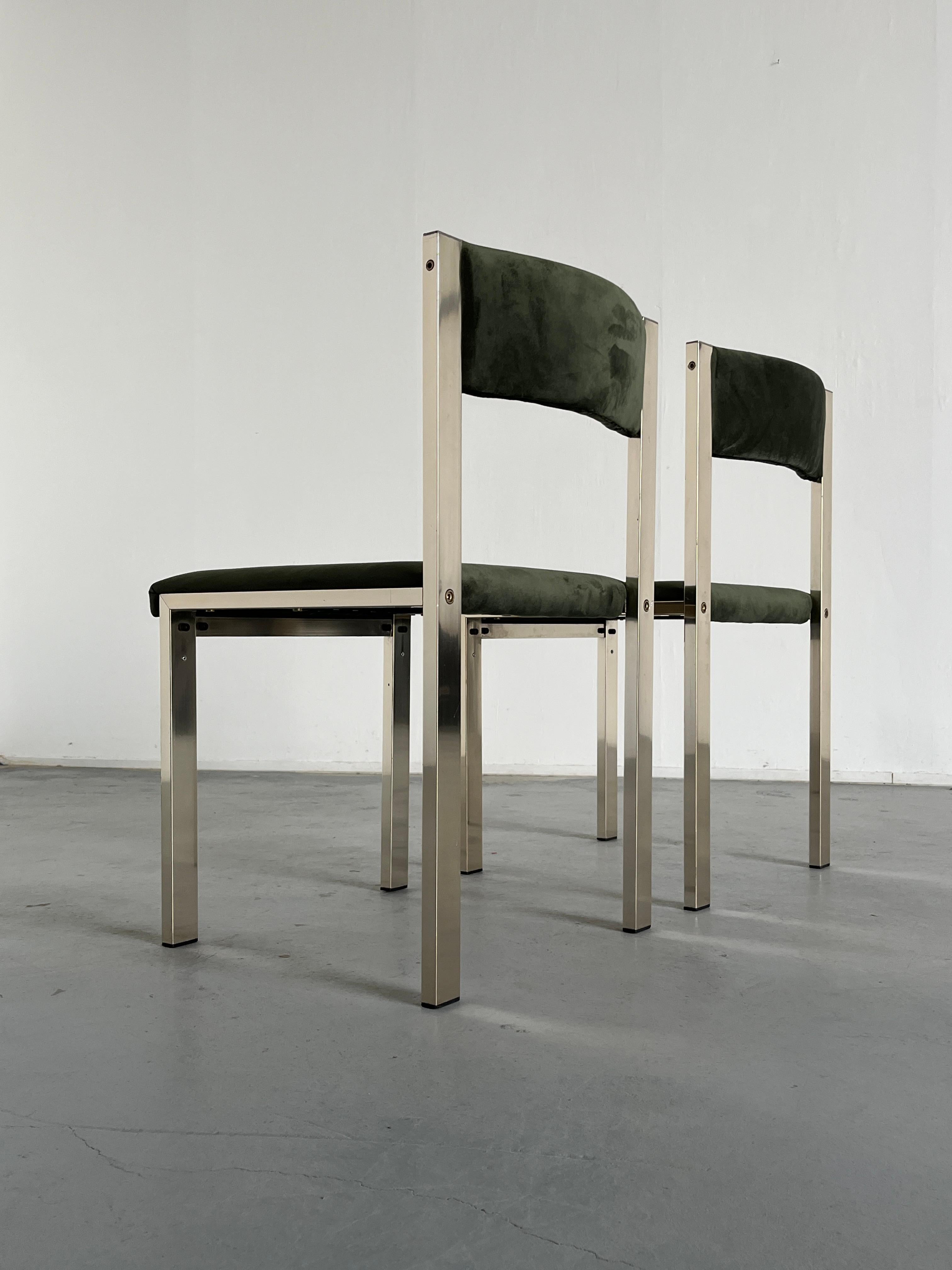 Pair of Italian Modernist Chairs in Chrome Metal and Green Velvet by Interoffice 2