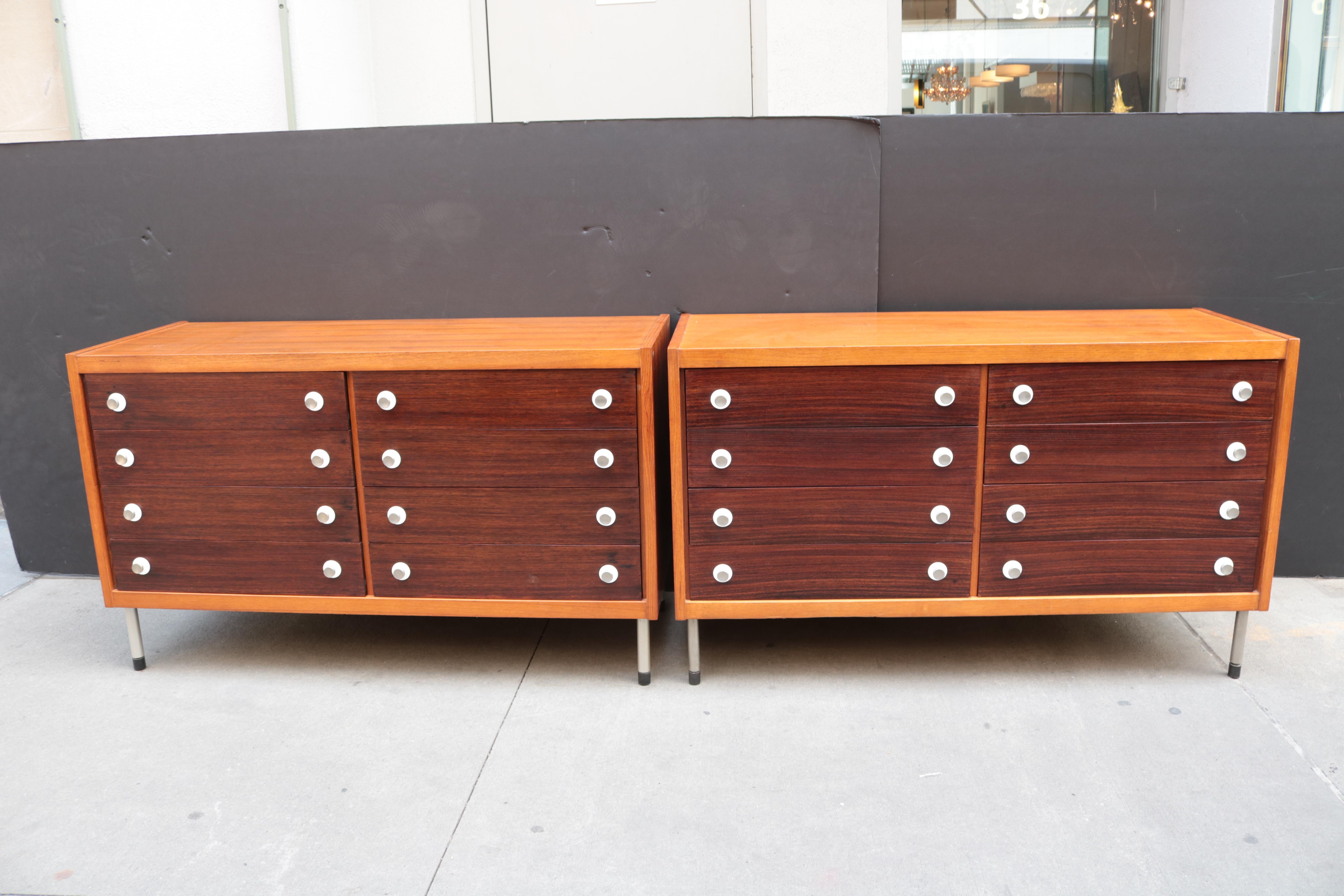 Pair of Italian Modernist Chest of Drawers For Sale 7
