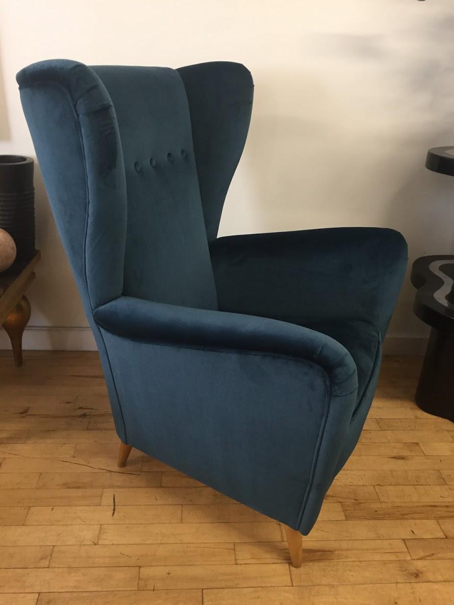 Pair of Italian Modernist High Backed Armchairs Style of Parisi, 1950s For Sale 1