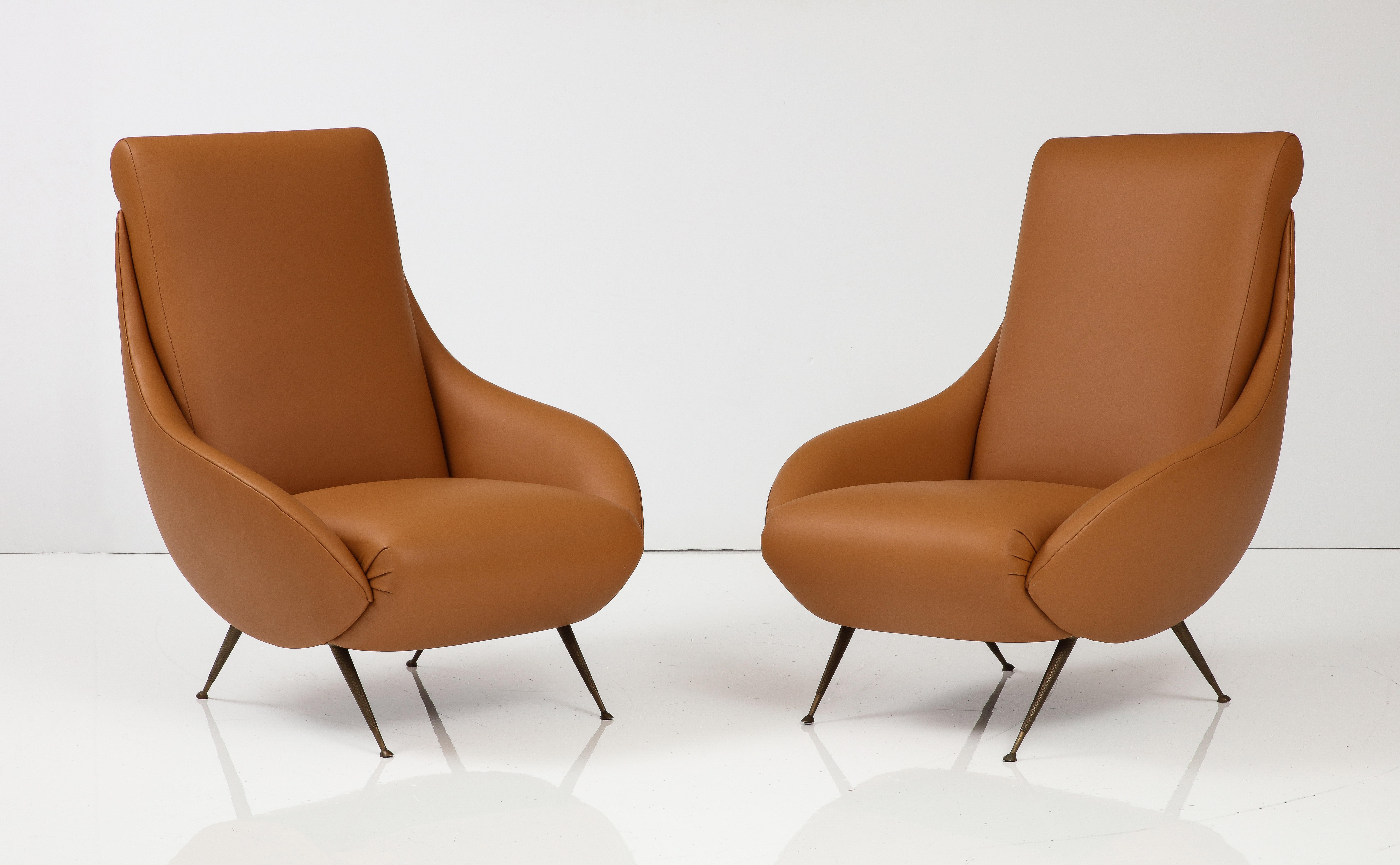 Pair of Italian Modernist Leather Lounge, Slipper Chairs , Italy, circa 1950 For Sale 6