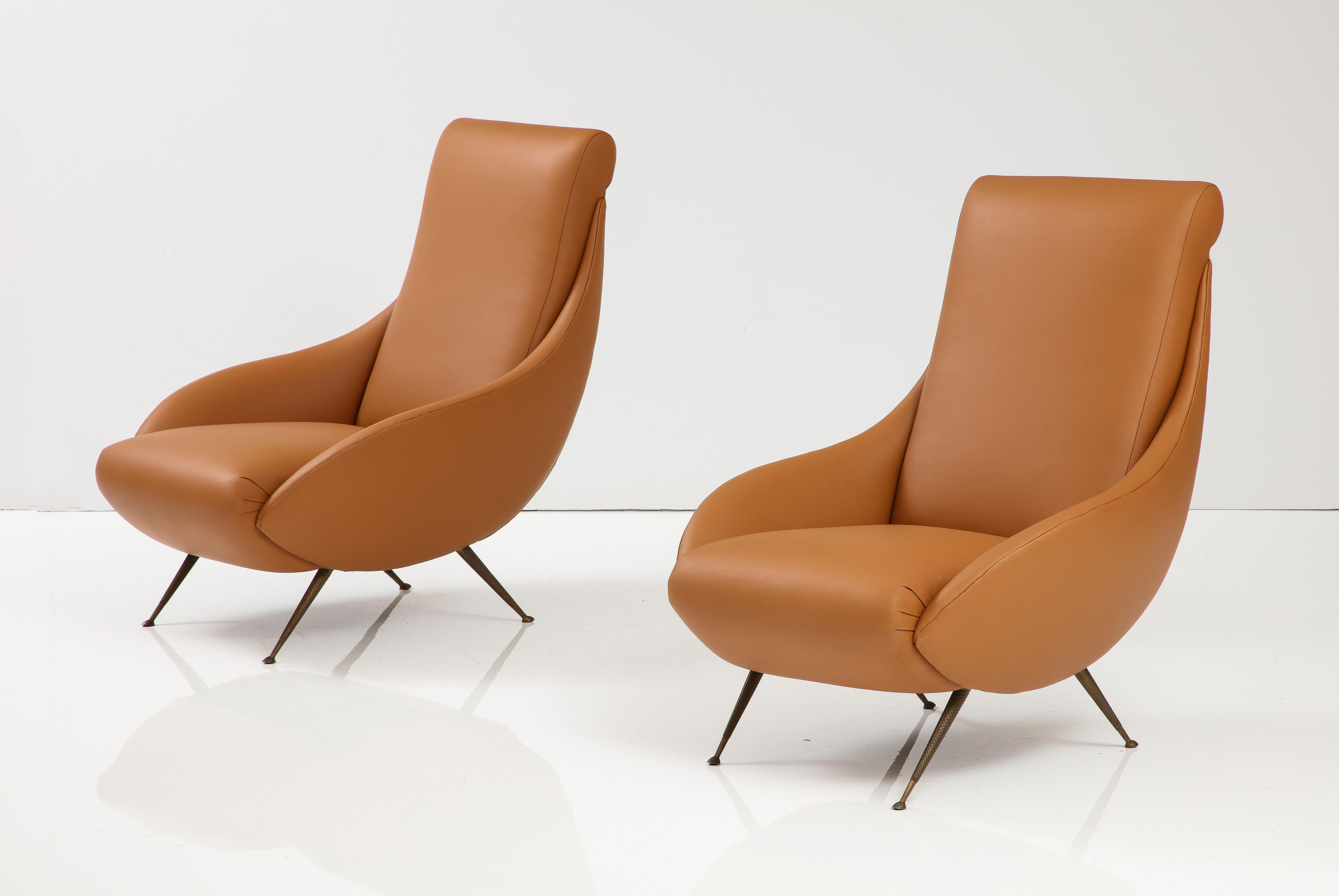 Mid-Century Modern Pair of Italian Modernist Leather Lounge, Slipper Chairs , Italy, circa 1950 For Sale