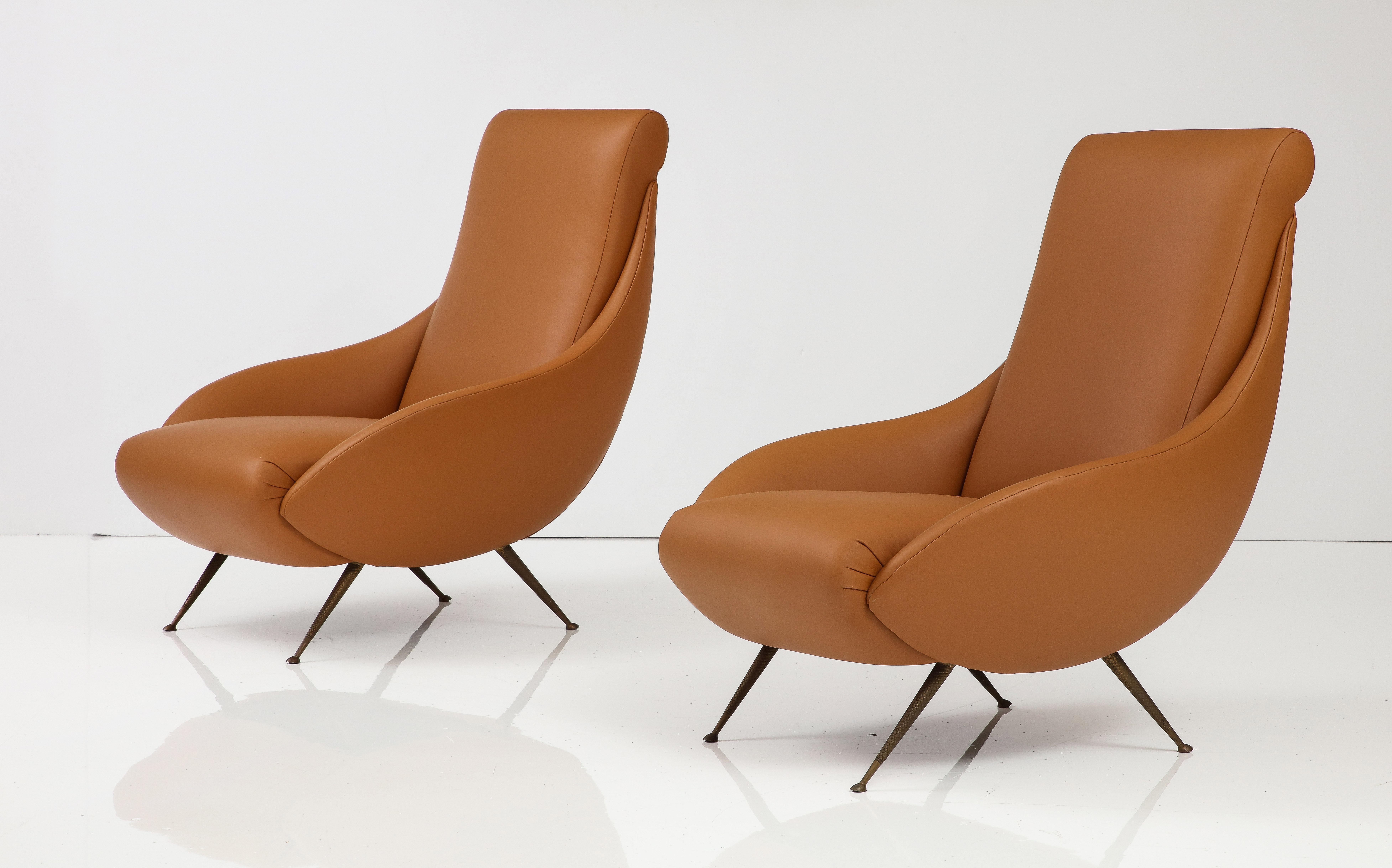 Mid-20th Century Pair of Italian Modernist Leather Lounge, Slipper Chairs , Italy, circa 1950 For Sale