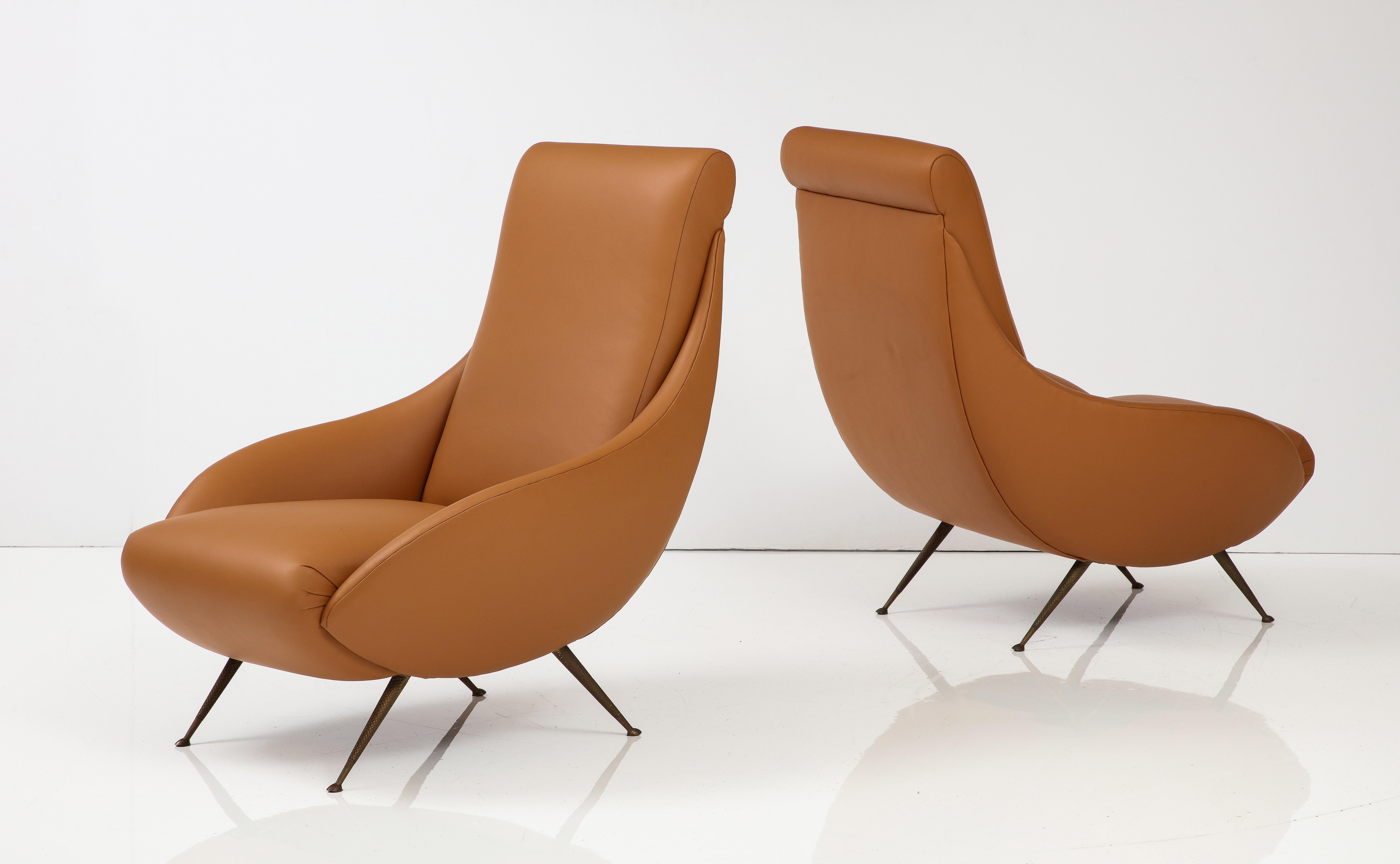 Pair of Italian Modernist Leather Lounge, Slipper Chairs , Italy, circa 1950 For Sale 1