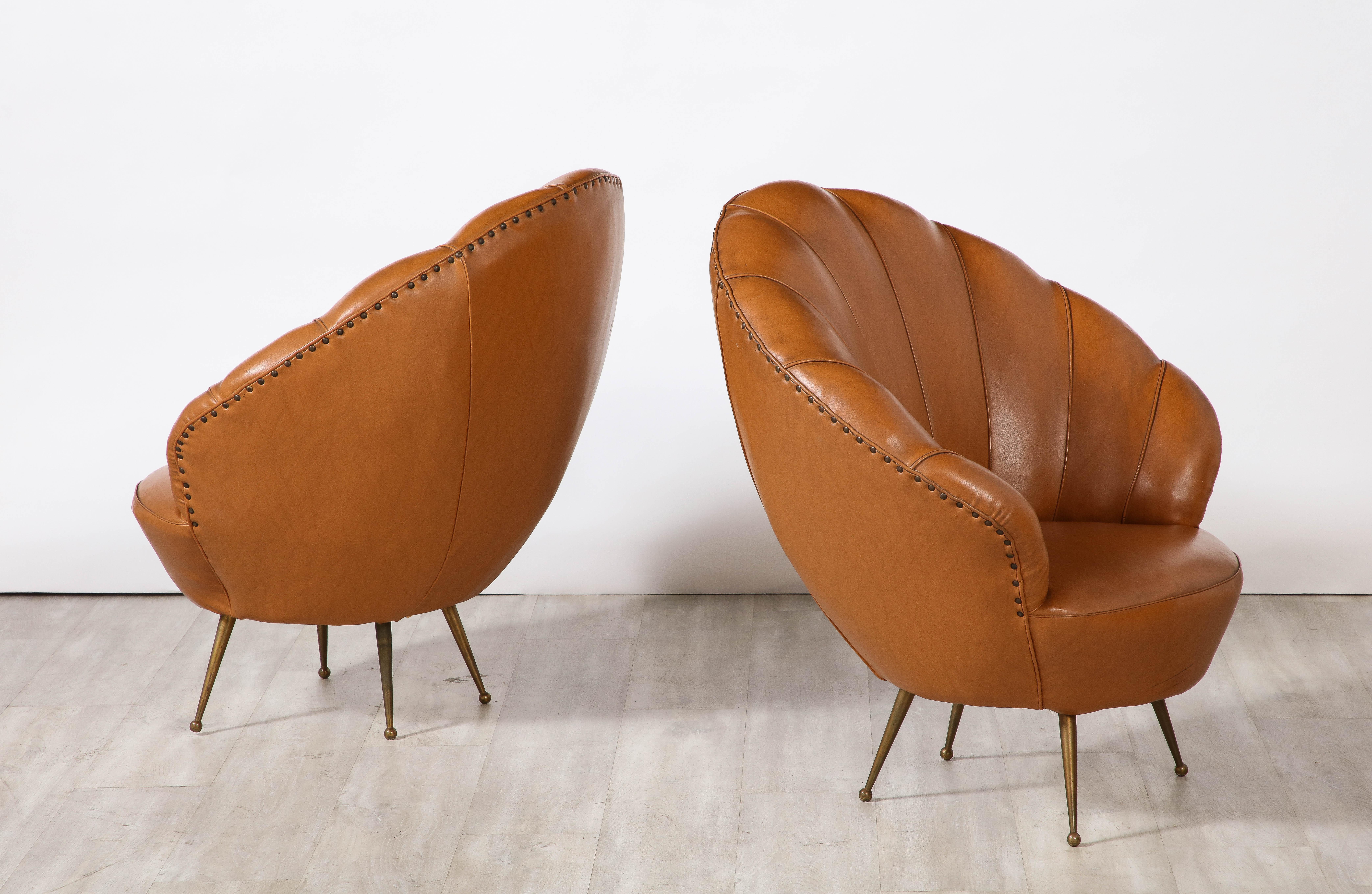Pair of Italian Modernist Leather Scalloped Lounge Chairs, Circa 1950  For Sale 1