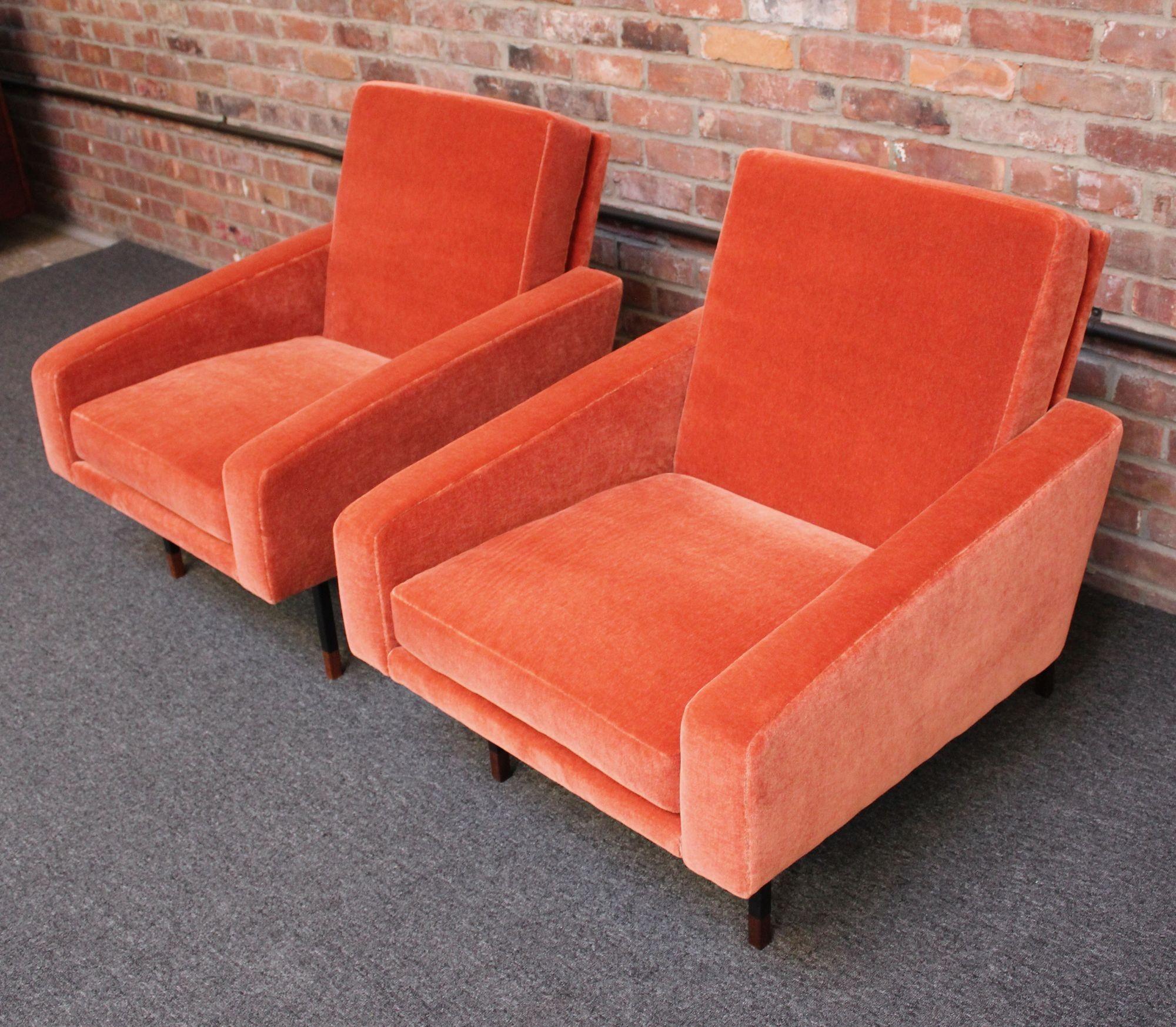 Mid-Century Modern Pair of Italian Modernist Metal and Mohair Lounge Chairs by Campo and Graffi For Sale