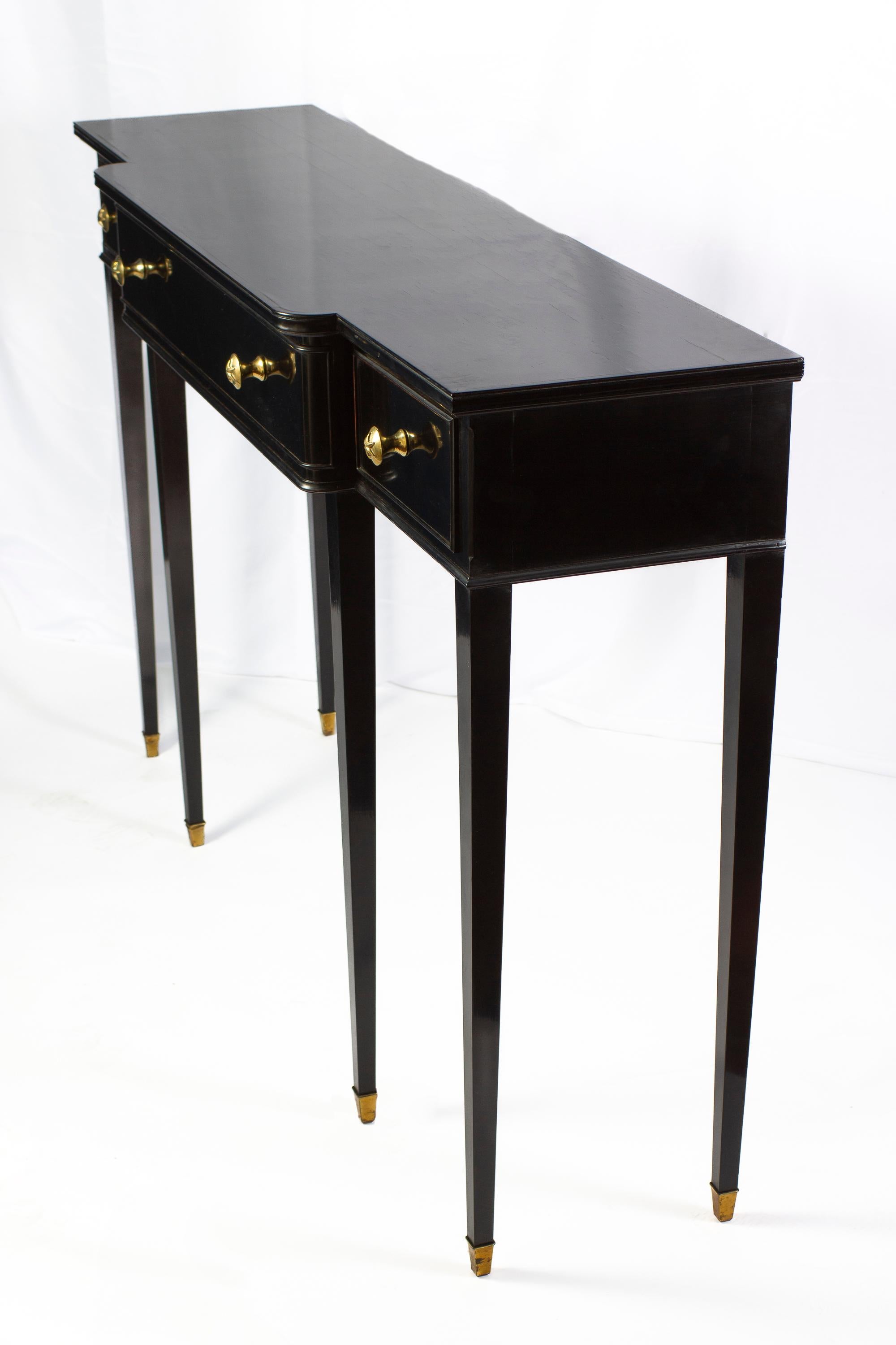 Mid-Century Modern Pair of Italian Modernist Midcentury Black Lacquered Console Tables For Sale