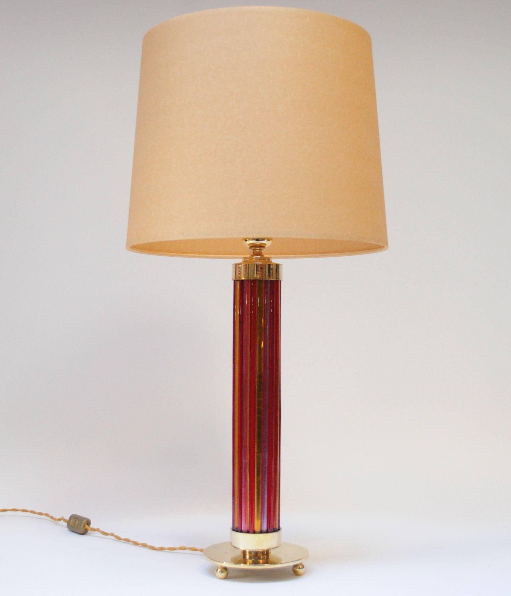 Pair of Italian Modernist Murano Reeded Glass and Brass Column Table Lamps For Sale 1