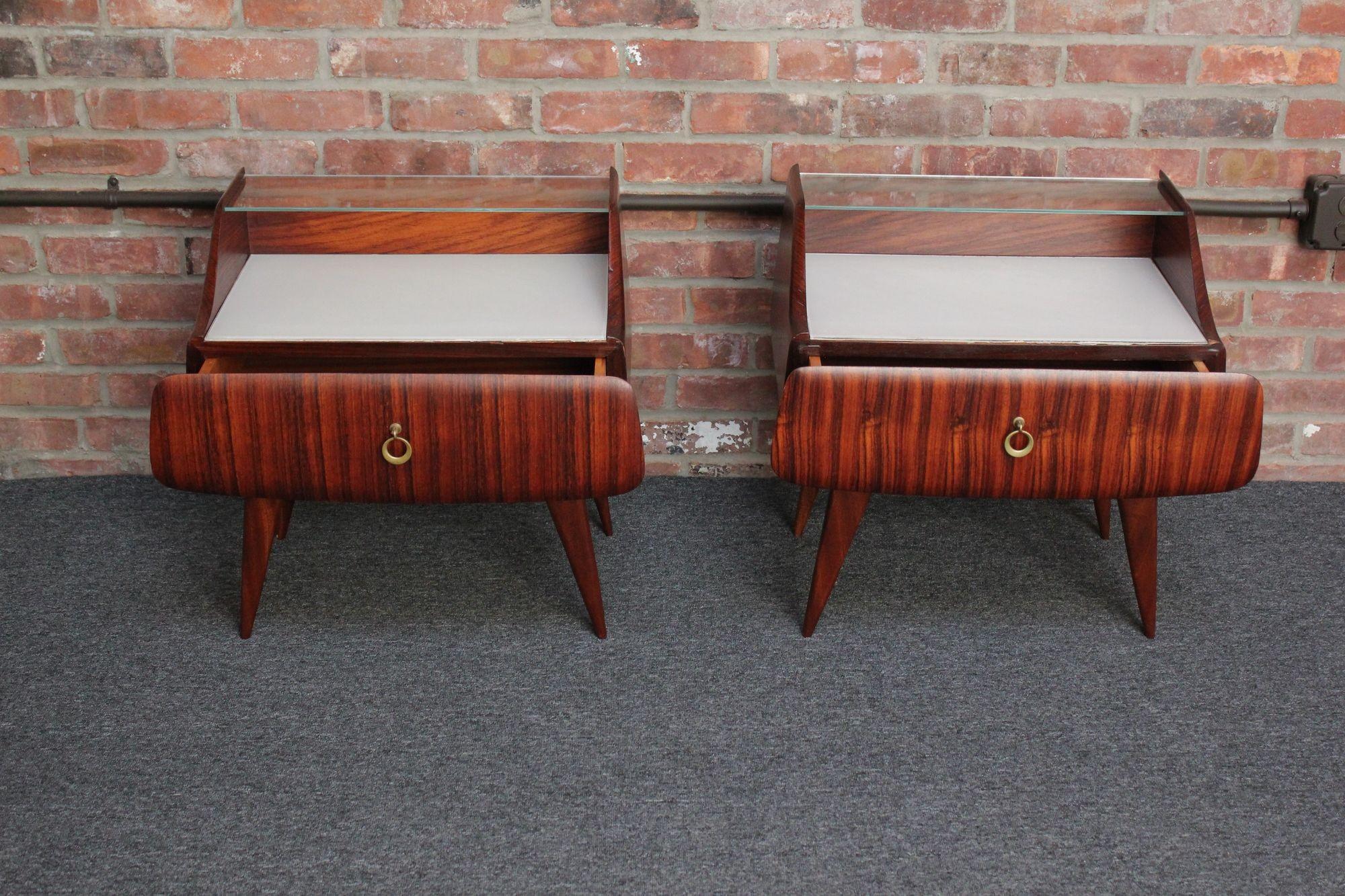 Pair of Italian Modernist Rosewood Single-Drawer Nightstands/Bedside Tables For Sale 14