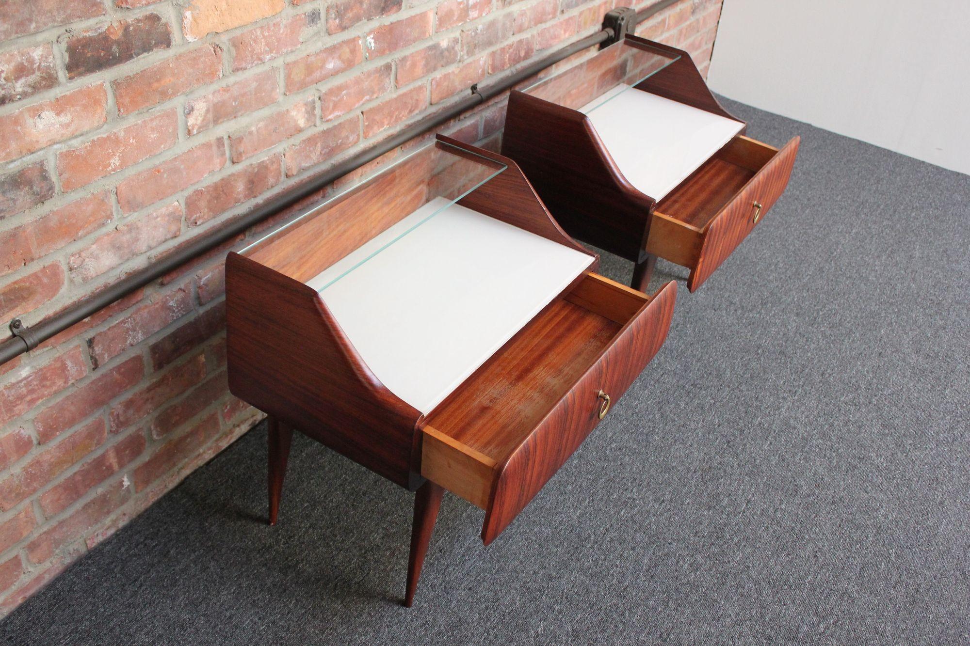 Mid-20th Century Pair of Italian Modernist Rosewood Single-Drawer Nightstands/Bedside Tables For Sale