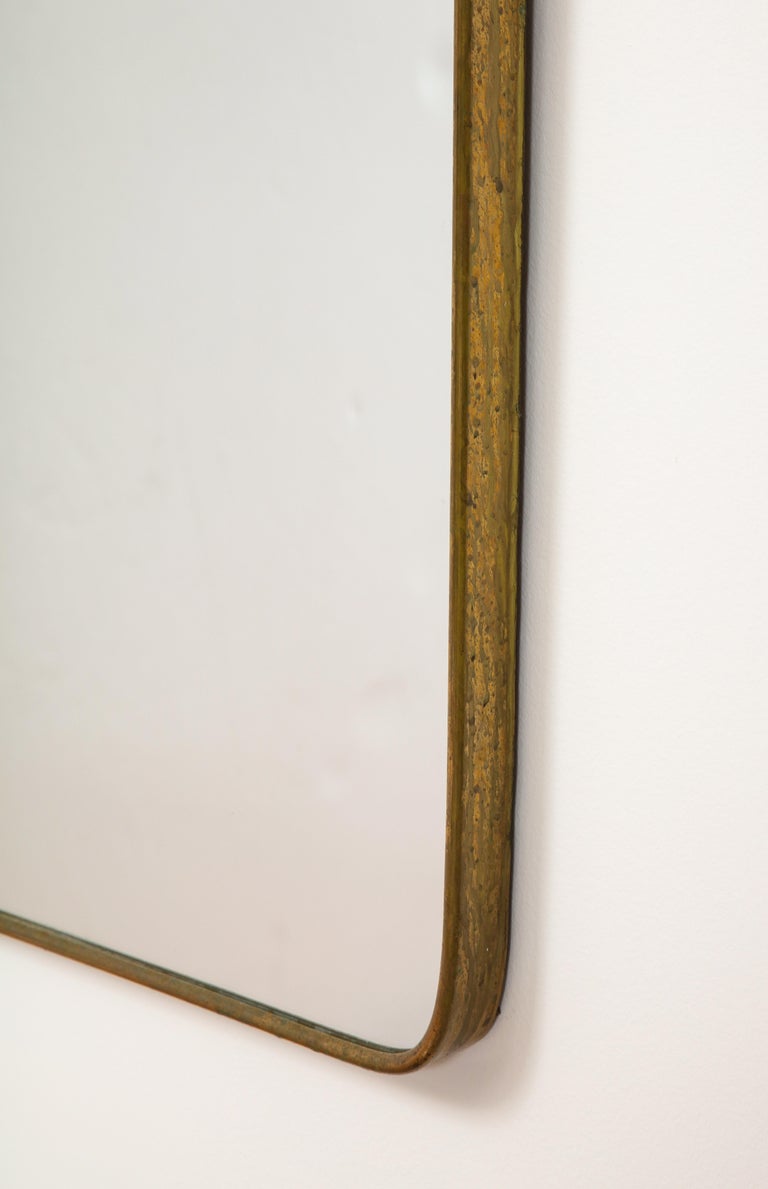 Mid-Century Modern Pair of Italian Modernist Scalloped Shaped Brass Mirrors For Sale