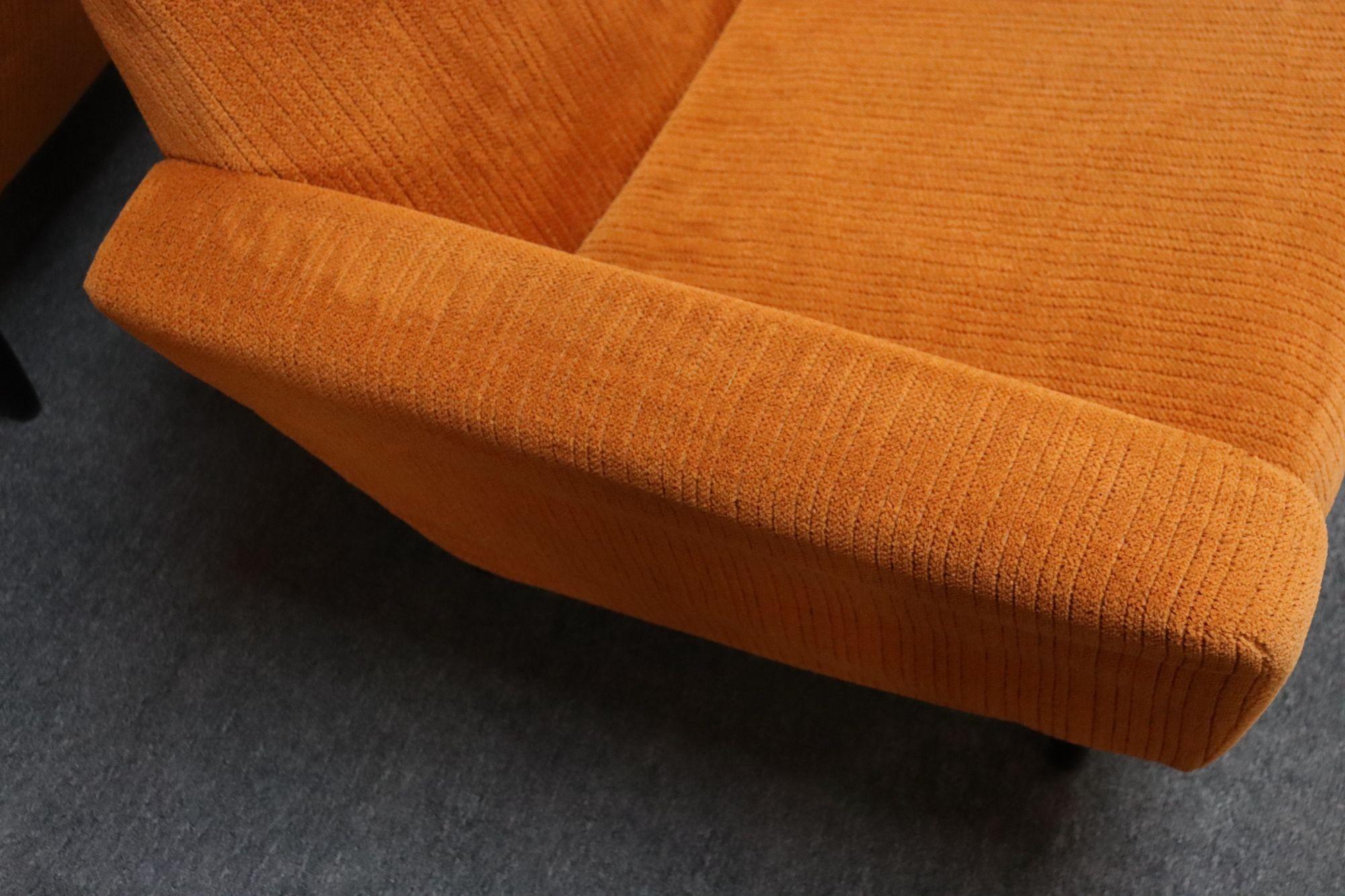 Pair of Italian Modernist Sculptural Lounge Chairs by Pizzetti For Sale 13