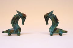 Coppia di cavalli da giardino in ceramica modernista di Alvino Bagni per Raymor