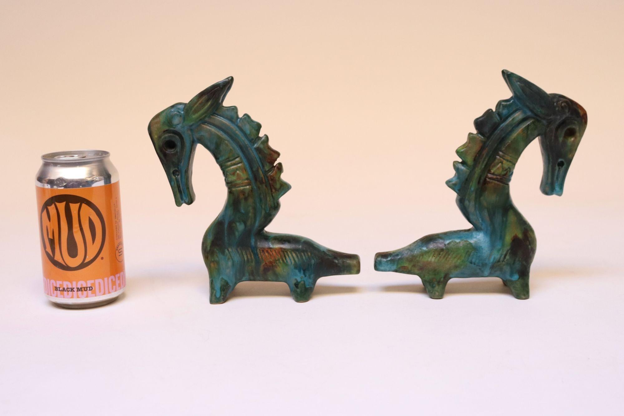 Paire de chevaux modernistes italiens en céramique Sea Garden par Alvino Bagni pour Raymor en vente 1