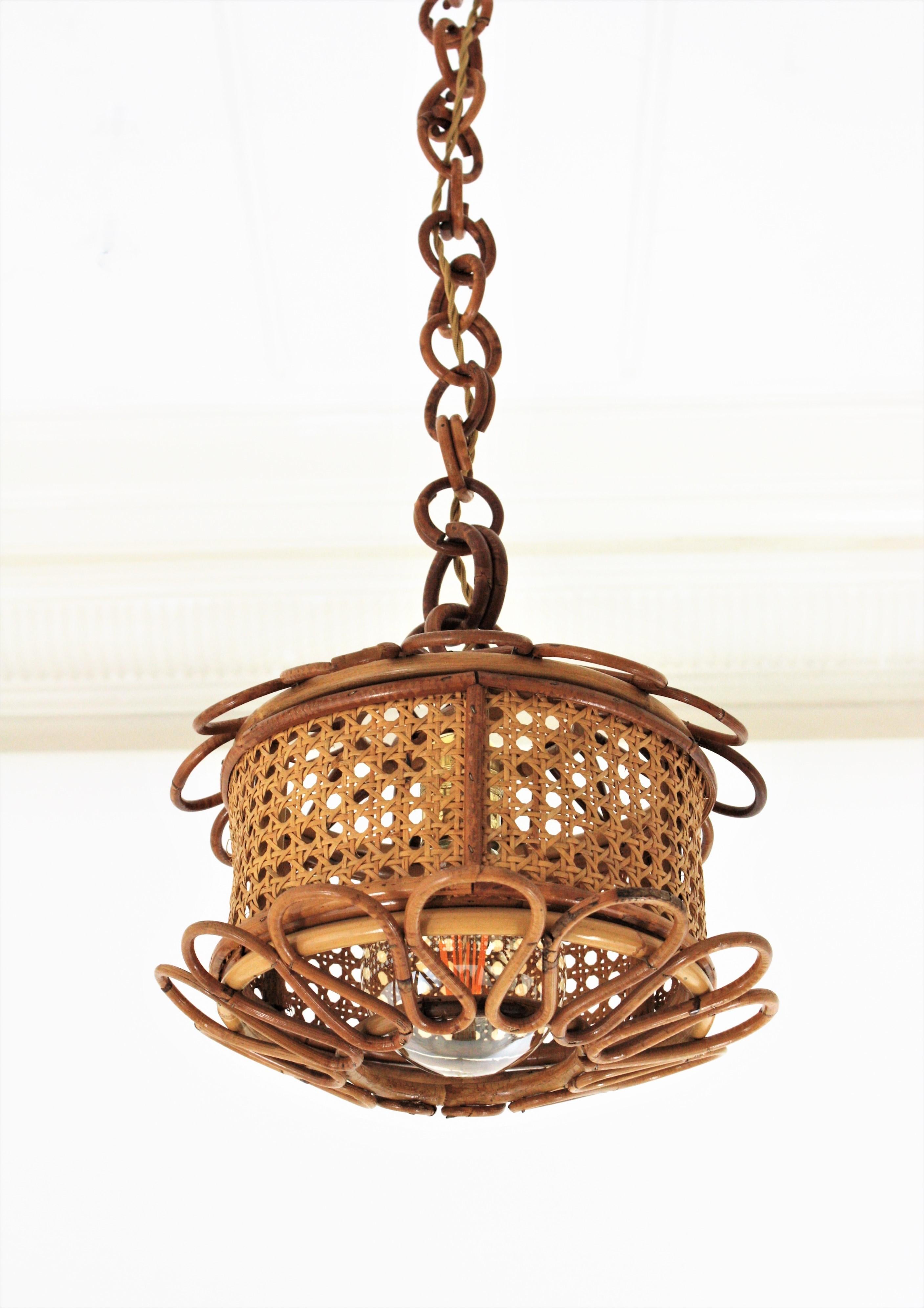 Pair of Italian Modernist Wicker Wire & Rattan Pendants / Hanging Lights, 1950s 9