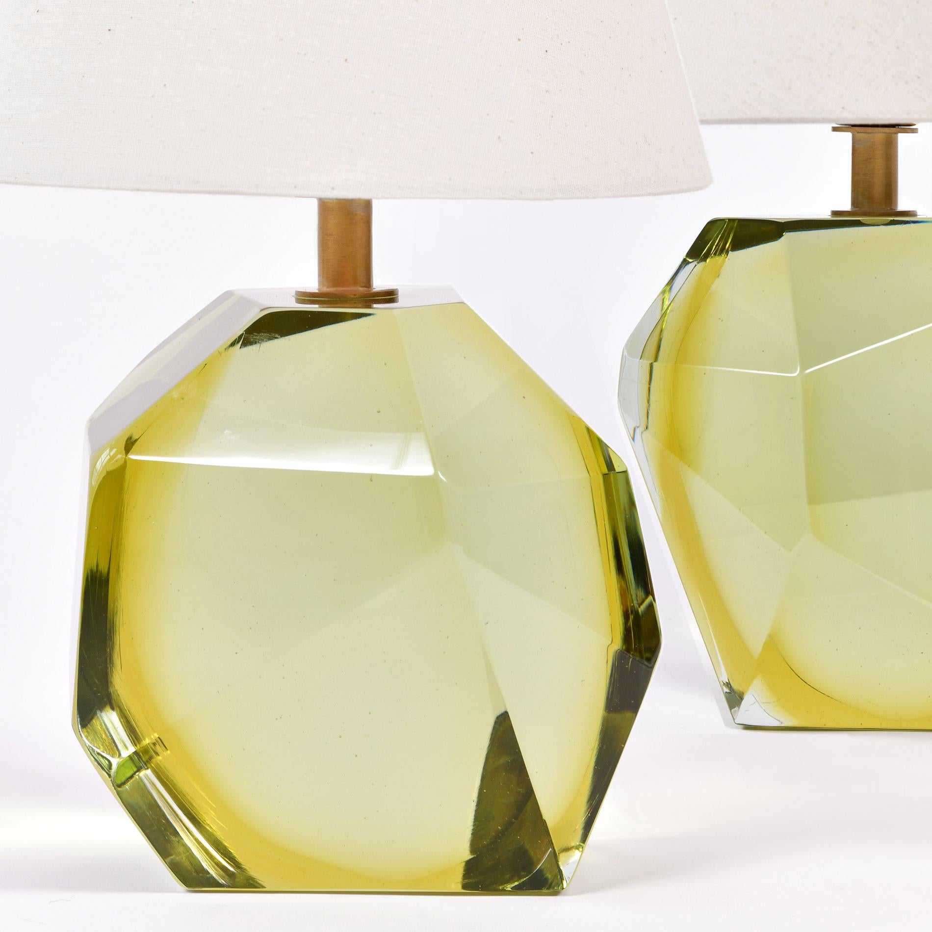 Coppia di Citrini italiani di Murano  Lampade da tavolo Table Rock Jewell in vendita 1