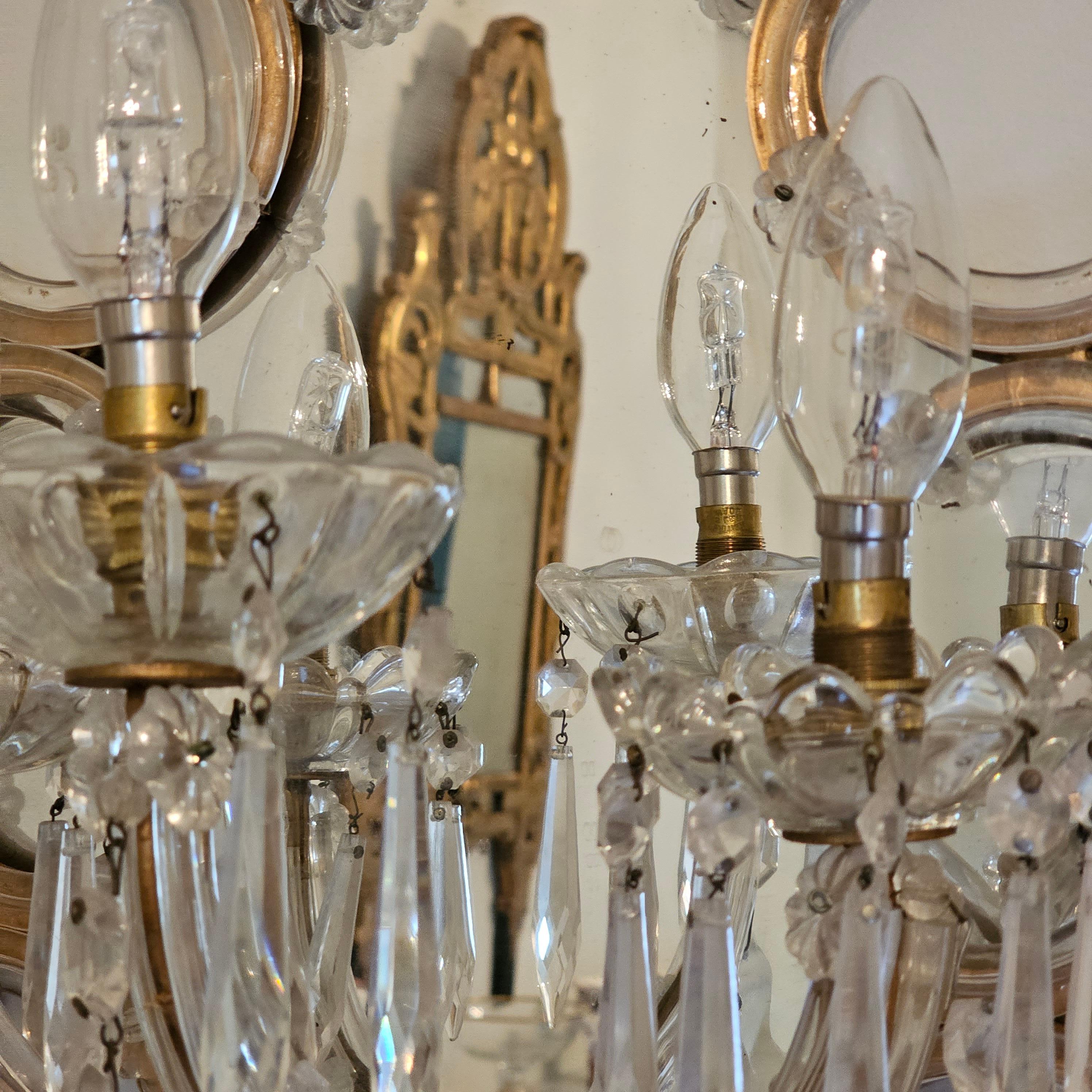 Early 20th Century Pair of Italian Murano Crystal Drop Wall Sconces in the Style of Maria Theresa