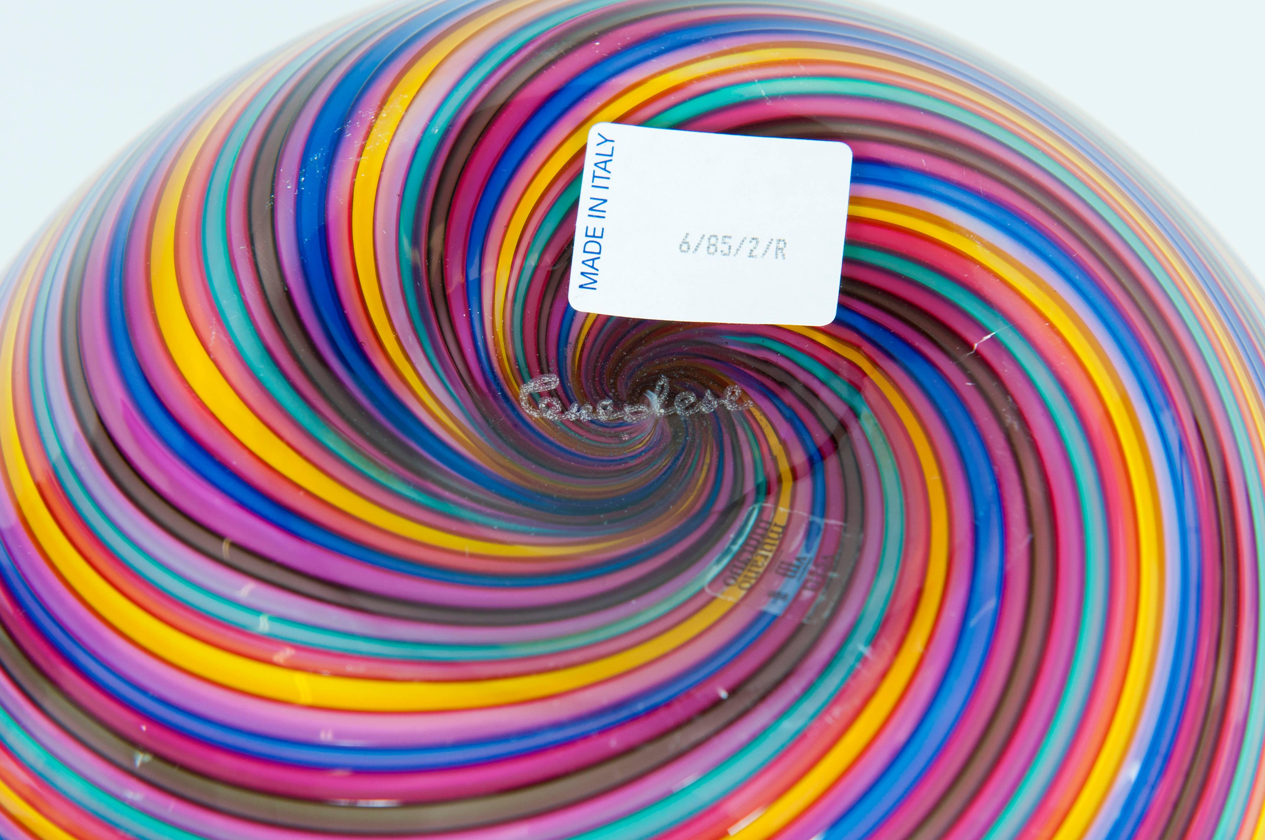 Italia 1970 Cenedese un duo di ciotole arcobaleno in vetro di Murano a righe in vendita 2