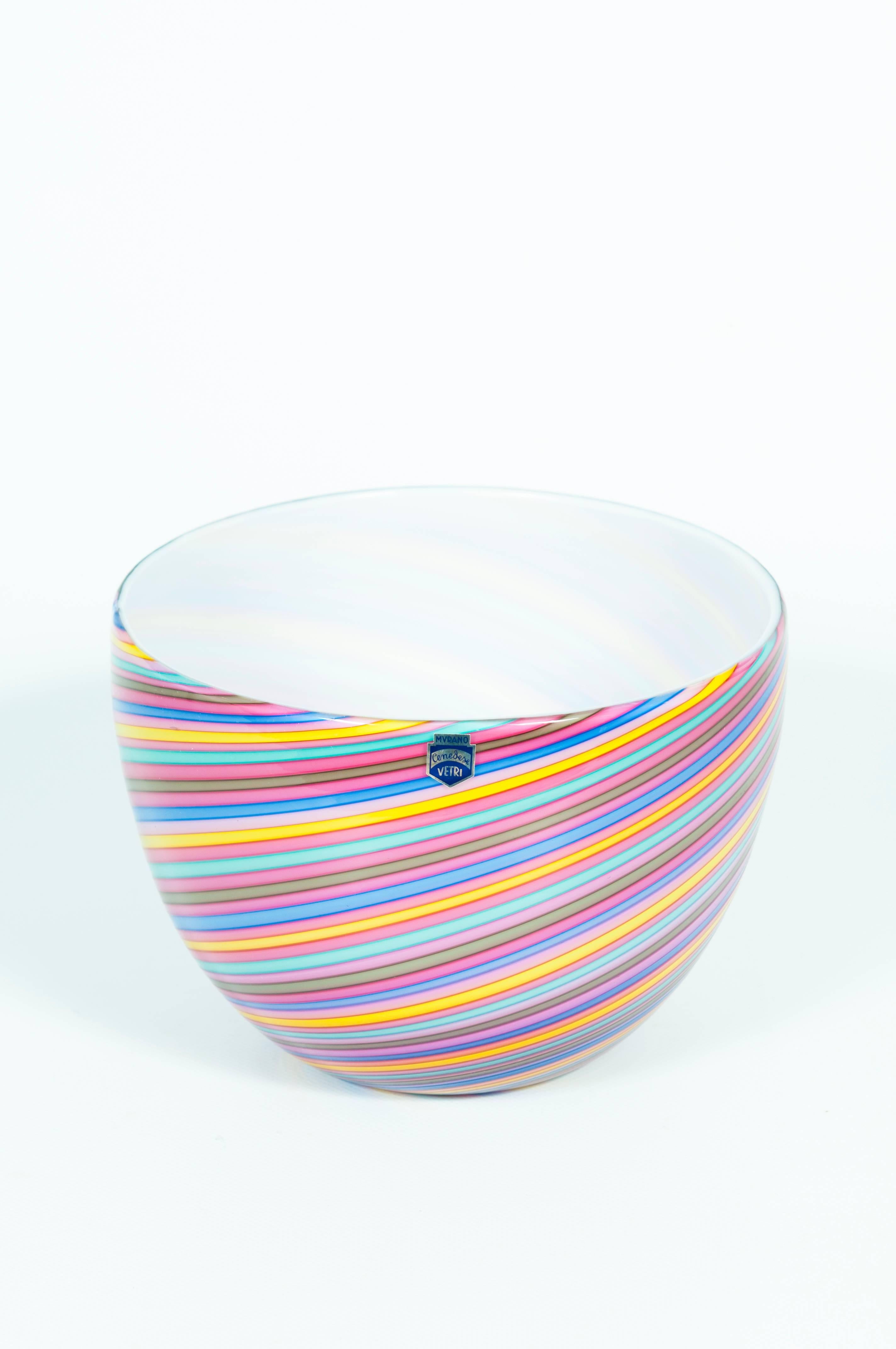 Art Deco Italy 1970s Cenedese a duo of rainbow bowls in Murano glass showcasing stripes For Sale