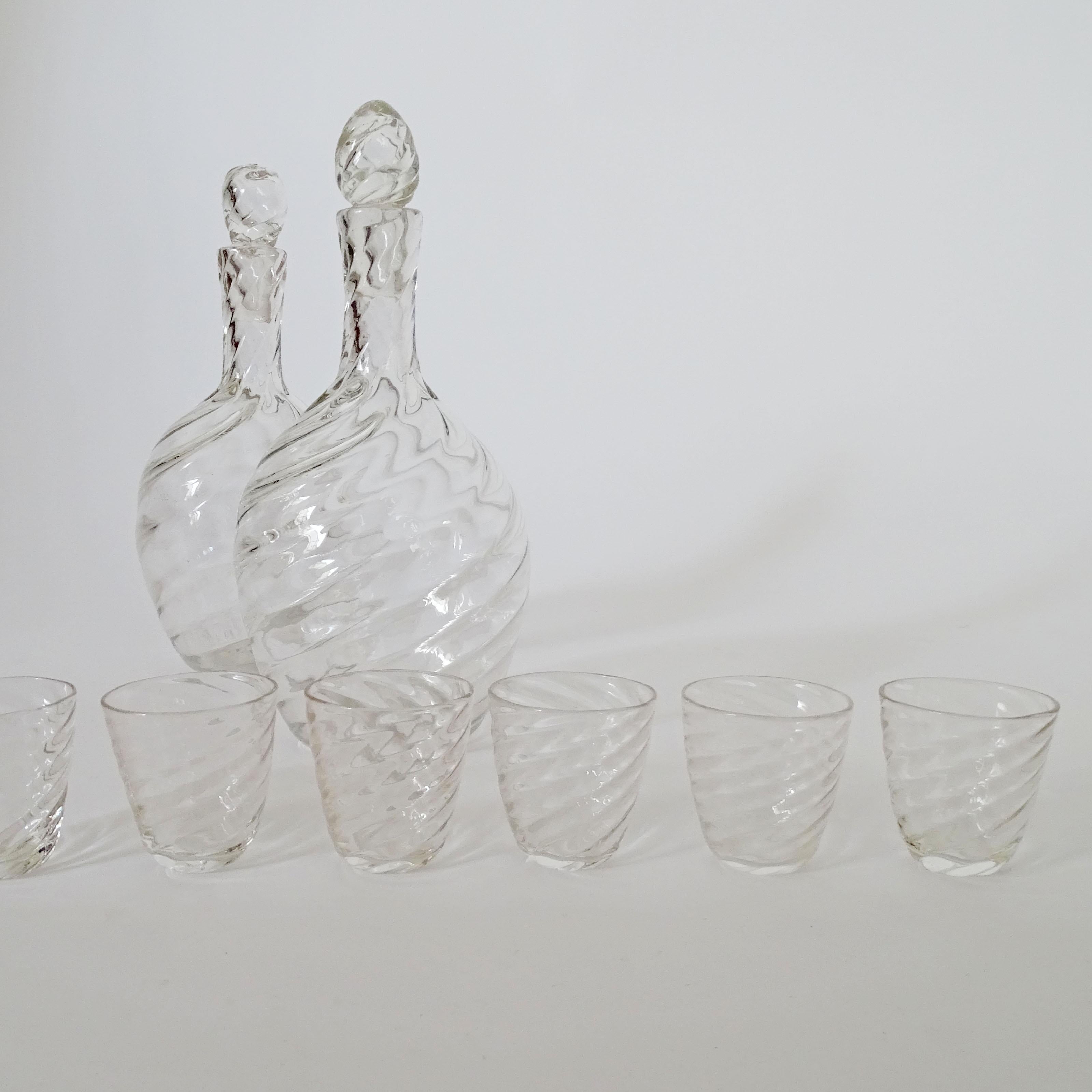 Mid-20th Century Pair of Italian Murano Glass Decanters in Swirling Glass and Six Glasses For Sale