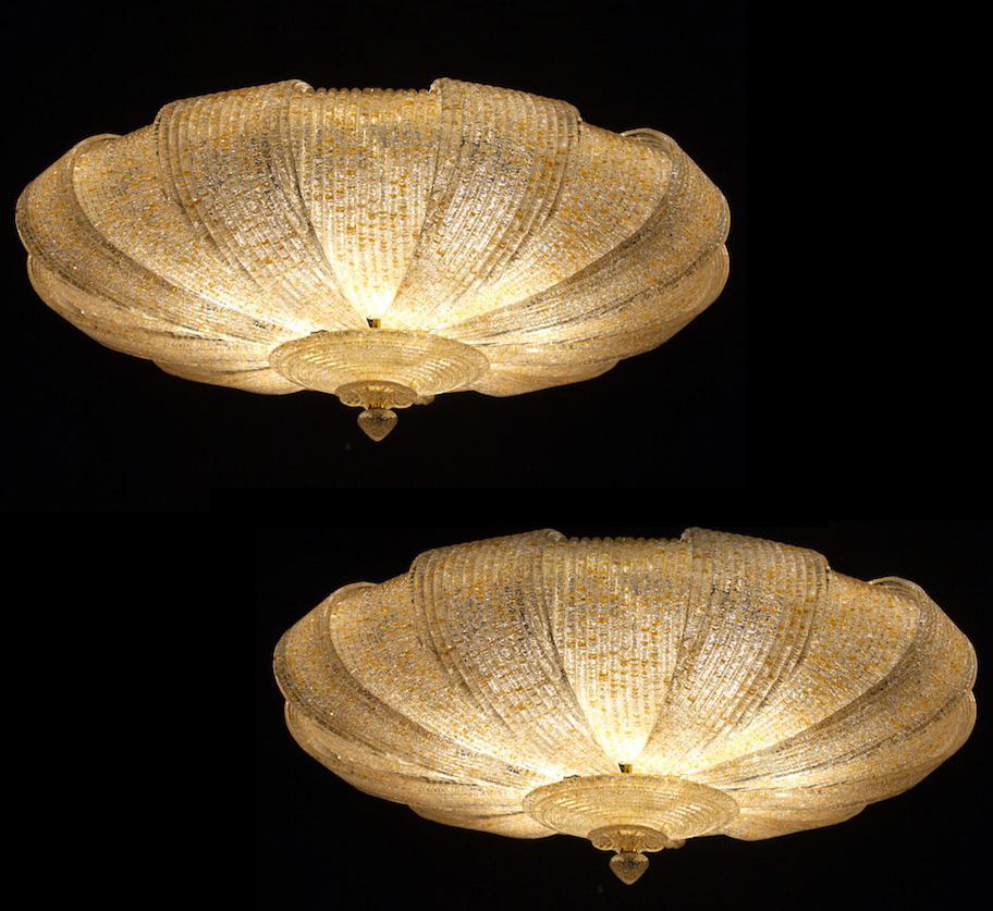 XXIe siècle et contemporain Lampe à encastrer ou plafonnier moderne en verre de Murano italien à feuilles dorées en vente