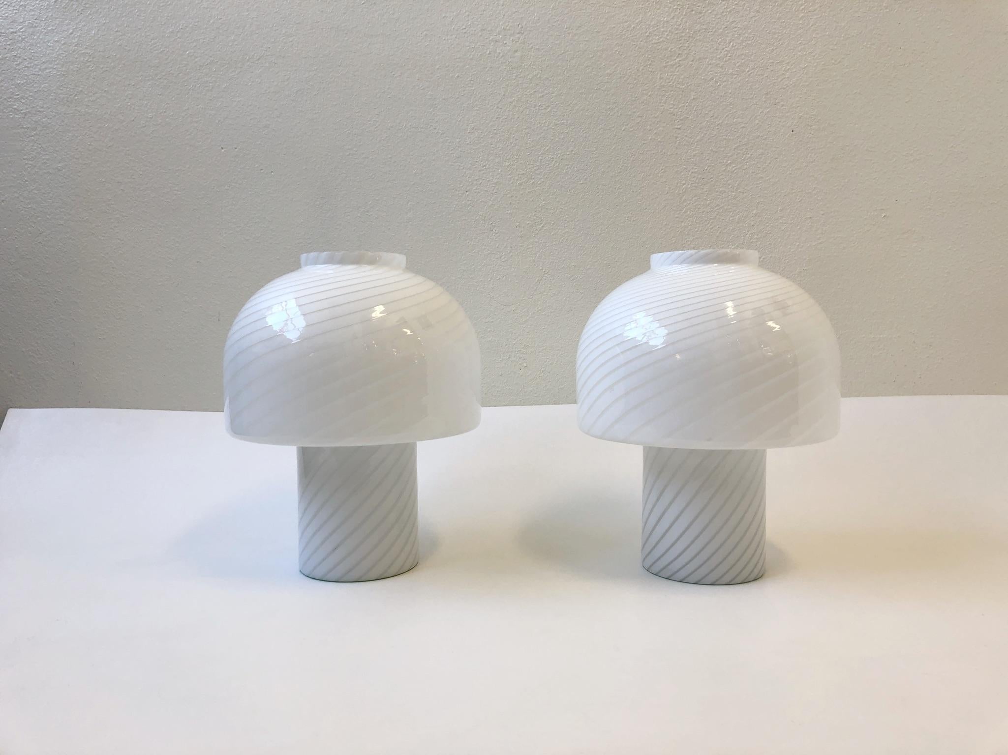 Late 20th Century Pair of Italian Murano Glass Mushroom Table Lamps by Vetri