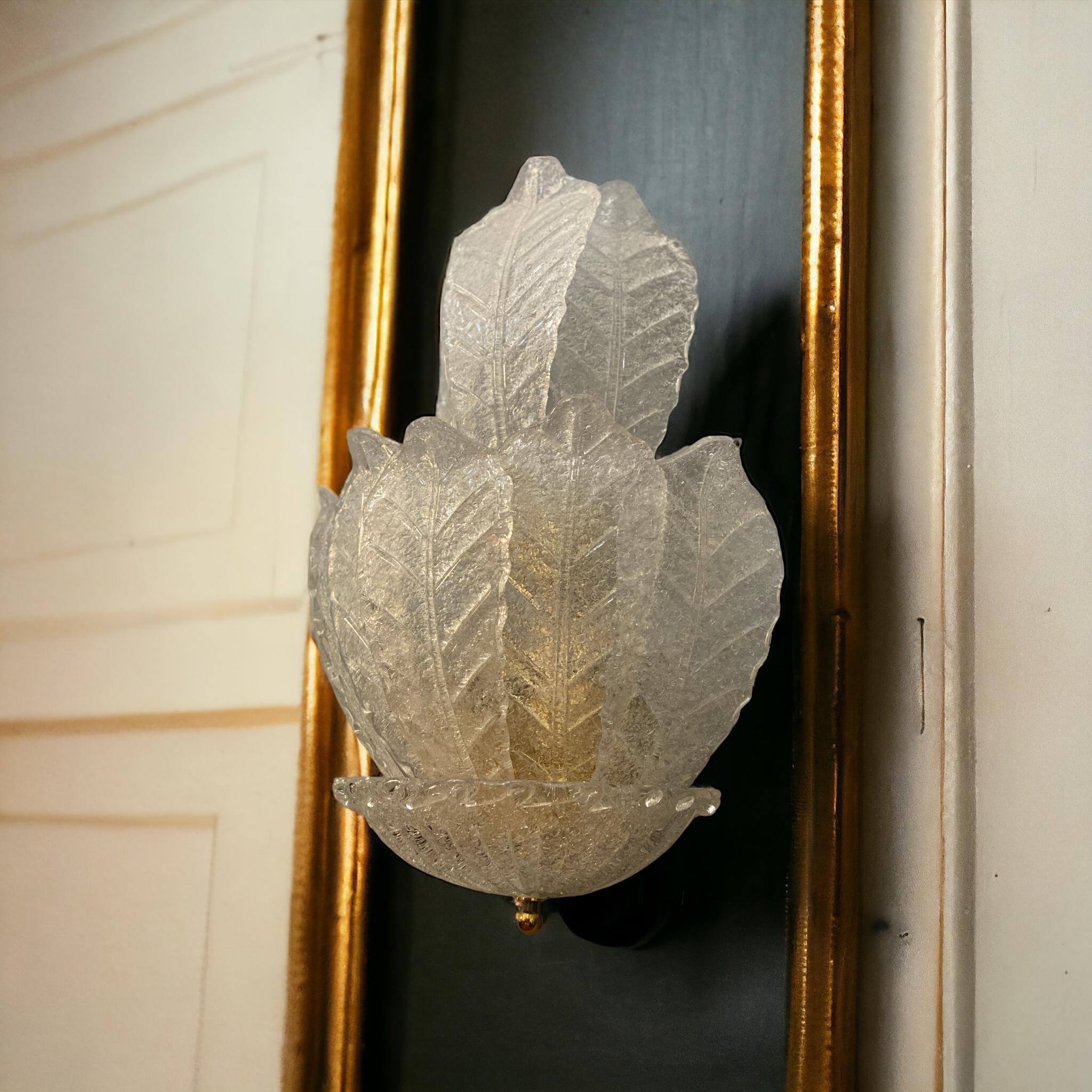 Pair of Italian Murano Glass Ninfea Wall Sconces For Sale 2