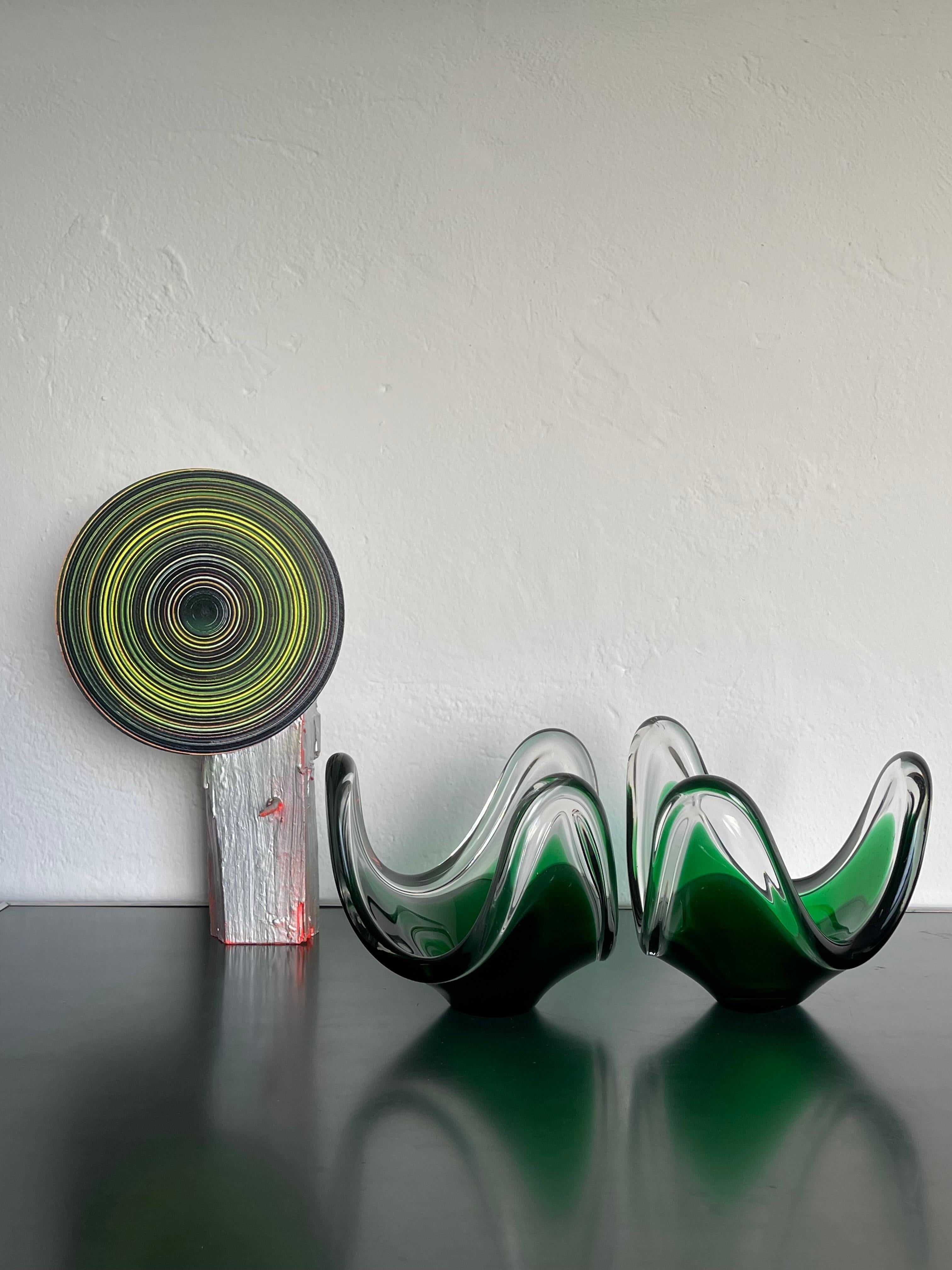 Coppia di sculture italiane in vetro di Murano, centrotavola in vetro verde e trasparente in vendita 2