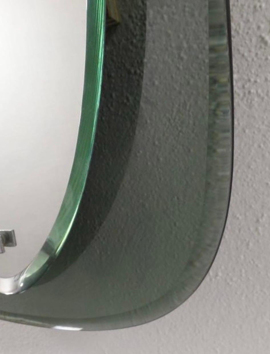 Pair of Italian Murano Glass, Shield Form Mirrors, Max Ingrand & Fontana Arte Excellent état - En vente à New York, NY